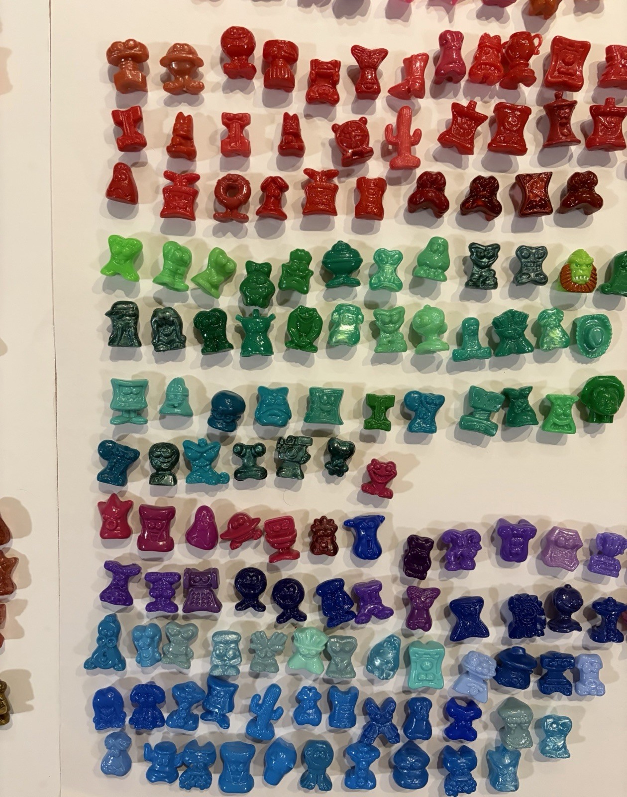 450 Piece Lot – GoGoS CRAZY BONES – Eggy, Aliens, Glitter, Jaws, Clear, Etc
