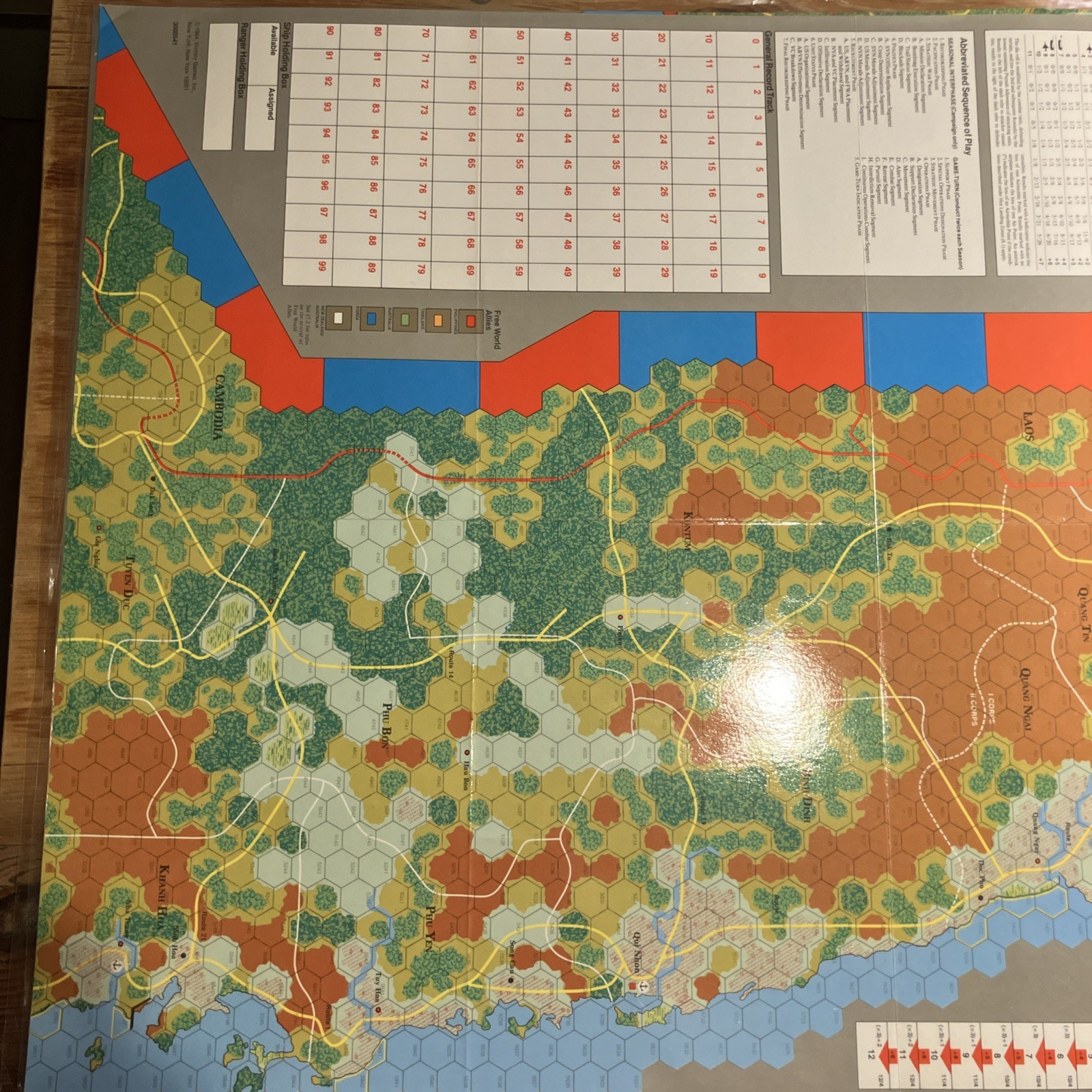 Nick Carp: Vietnam 1965-1975 War Game – 1984 Victory Games Inc. Used