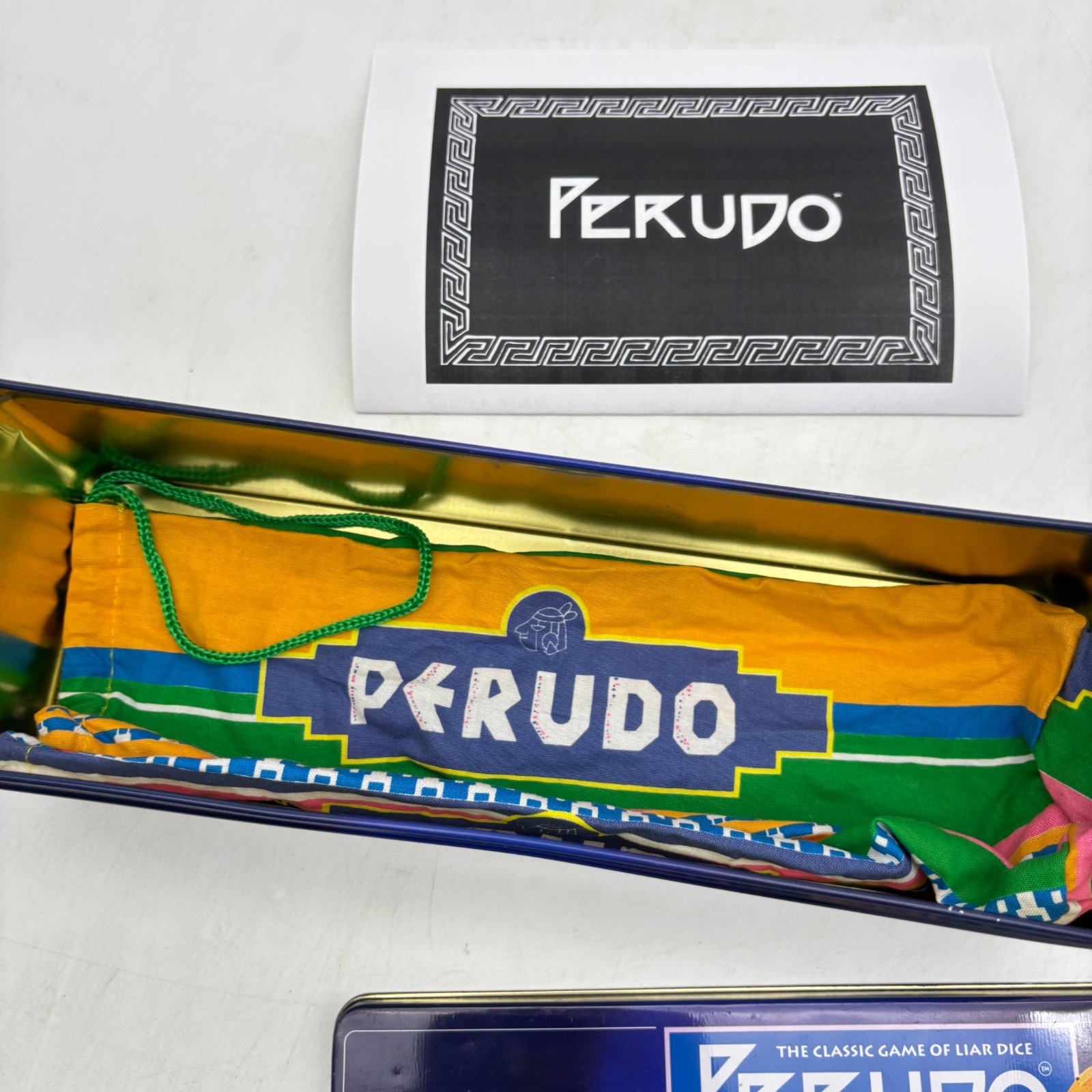 Perudo Liar’s Dice COMPLETE Pressman 2002 Cups Classic Game Tin