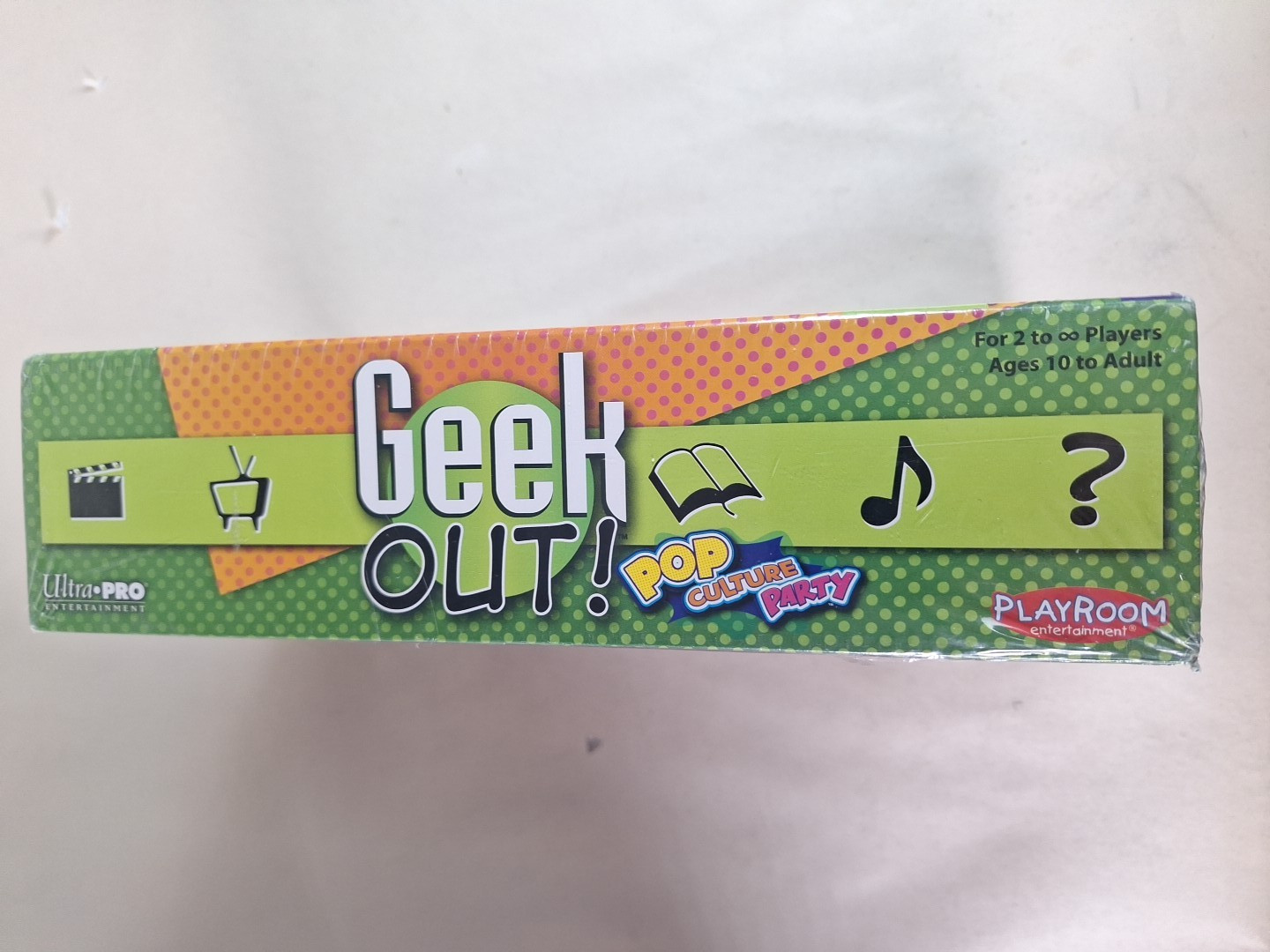 Geek Out Pop Culture 2014 Party Game Night Playroom Brand New Sealed