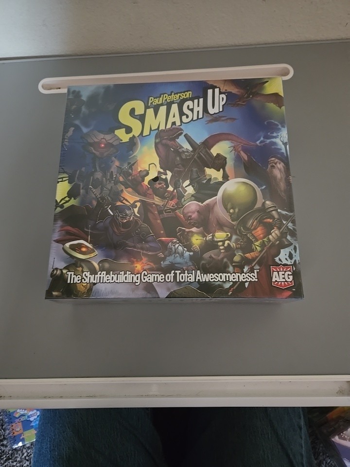 Smash Up BASE Game AEG 5501 NEW “the Shufflebuilding Game of Total Awesomeness”