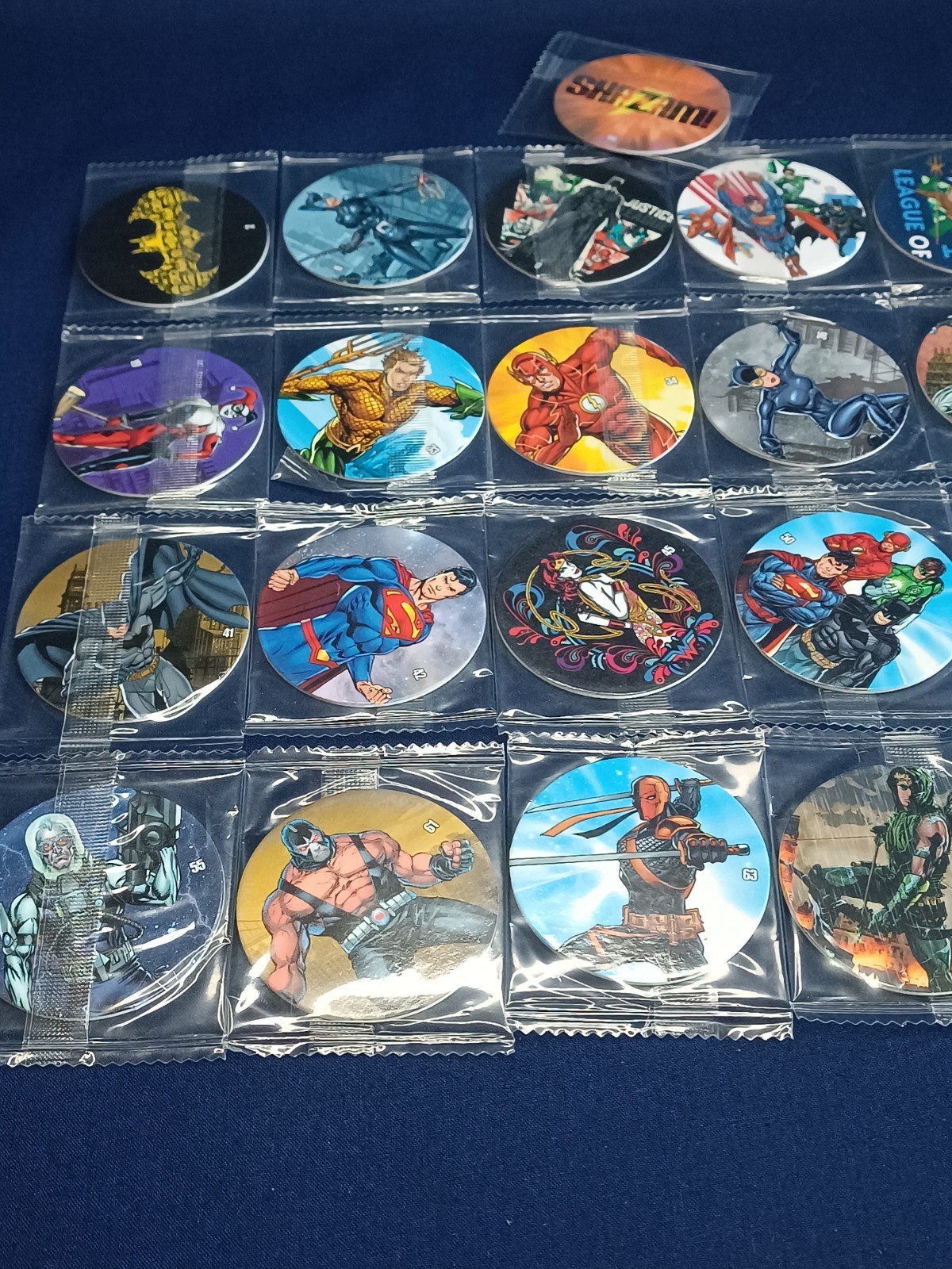 Lot of 25 DC Comics Justice League Pogs Tazos Caps – Chipicao Cardboard Sealed