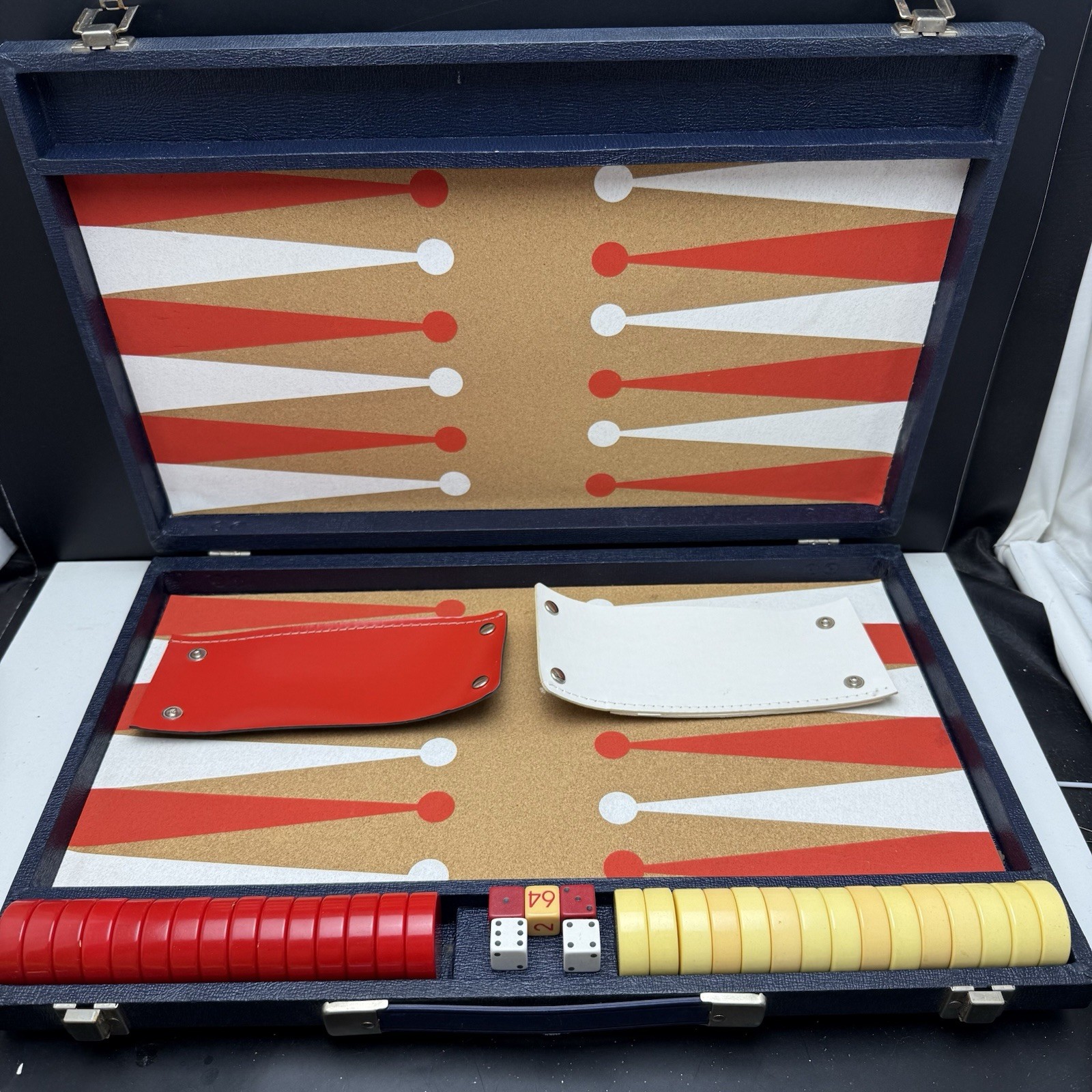Crisloid Bakelite Backgammon Set 1.5” Checkers Red Yellow / Butterscotch Vintage