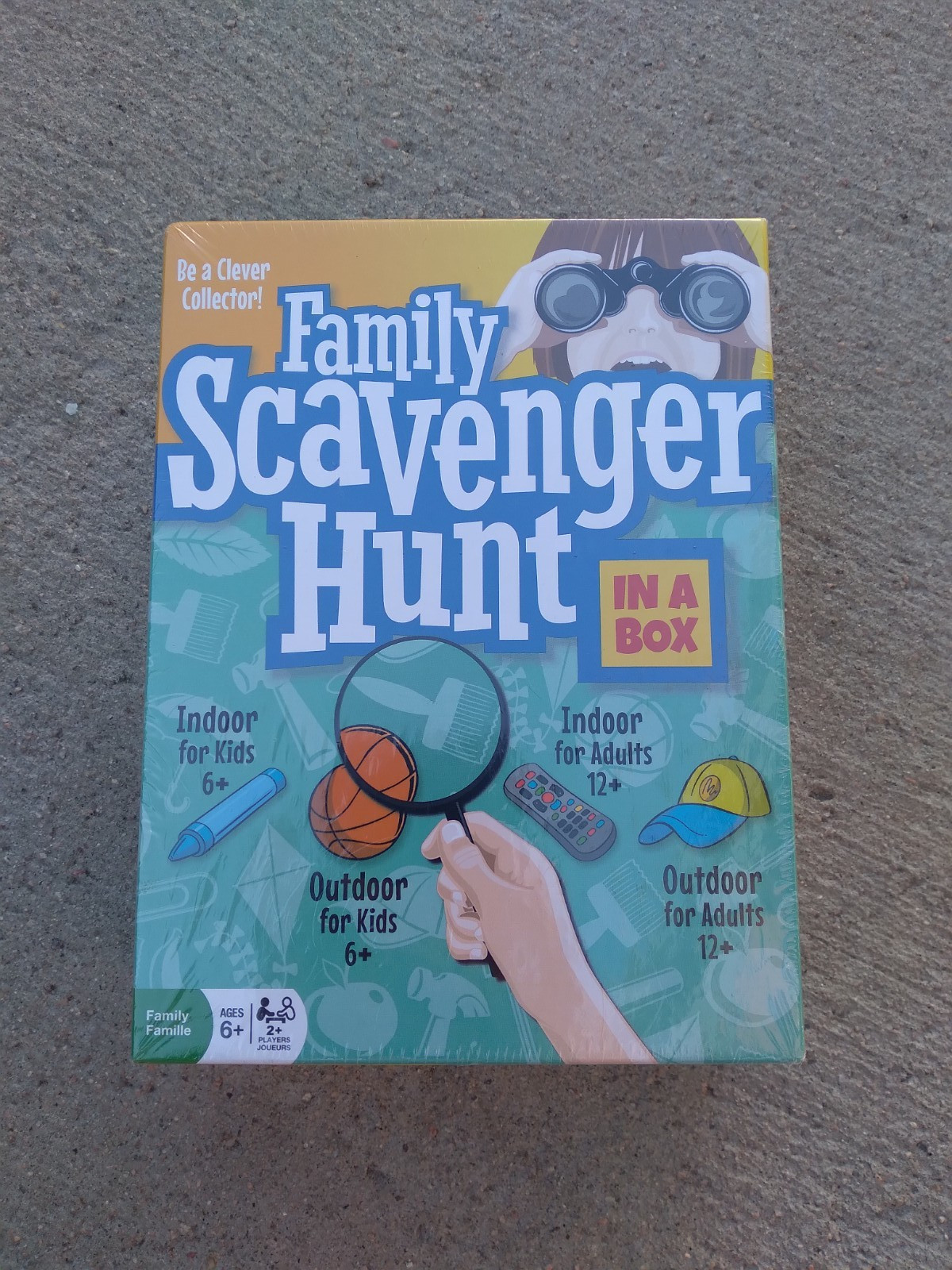 Family Scavenger Hunt Game Card Games NEW Ages 6+ Players 2+