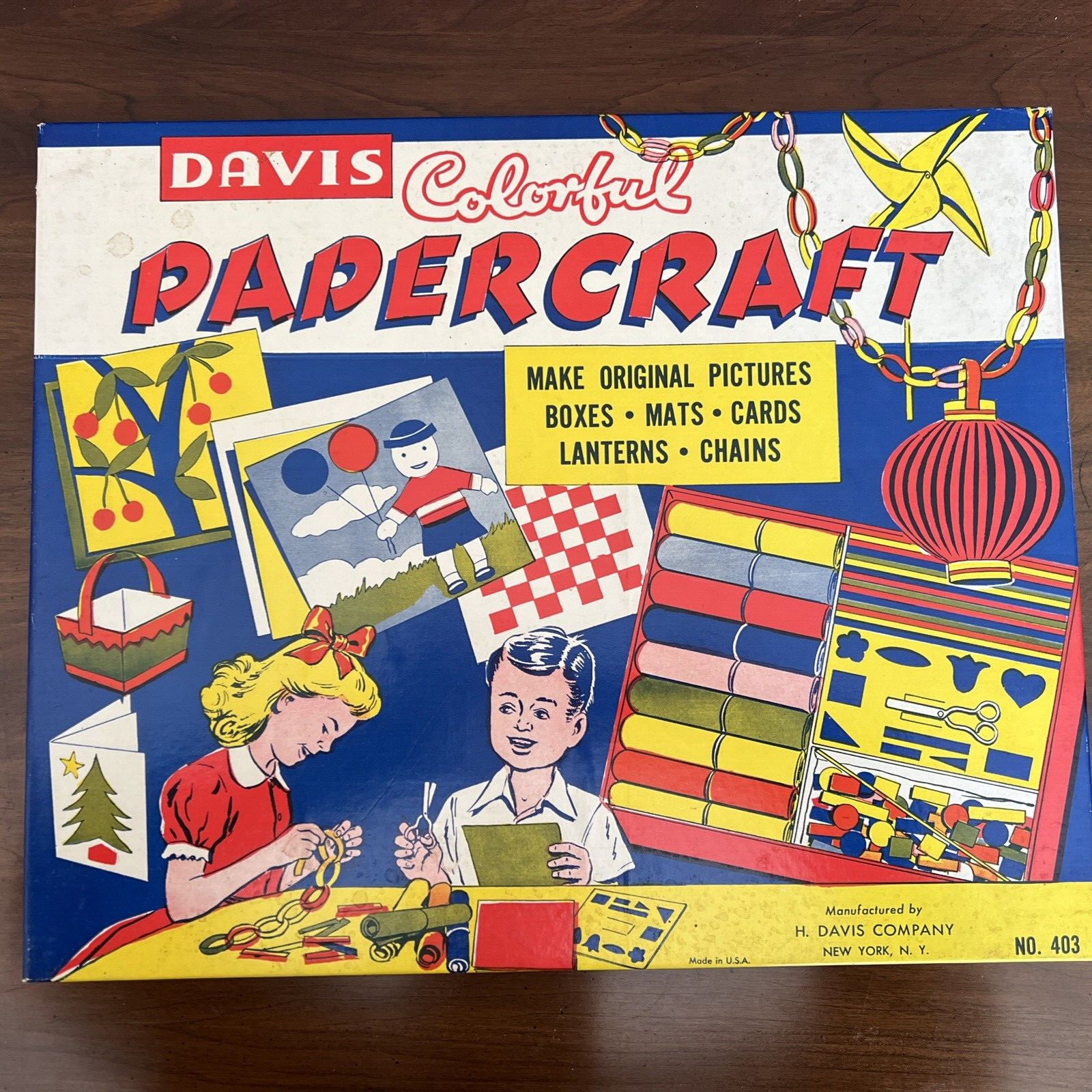 RARE Vintage 1940’s Davis “Colorful Papercraft” Craft Kit – New in Box!