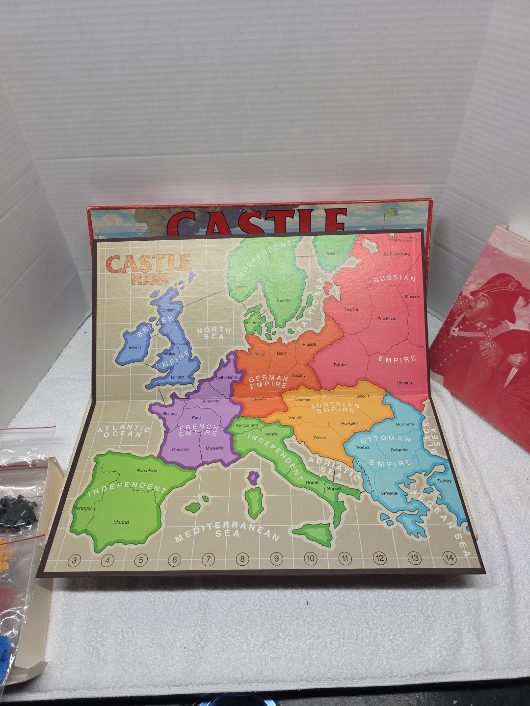 Vintage Castle Risk 1986 Game Parker Brothers Complete Strategy Conquest