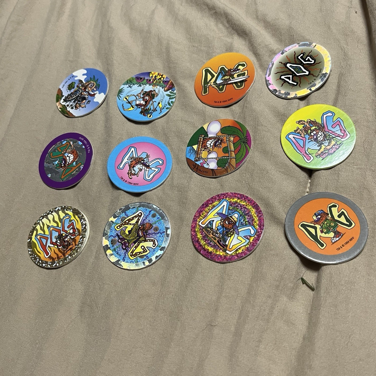 Vintage 1994 World POG Federation Game Set LOT Hologram Foil Thrilla Gorilla