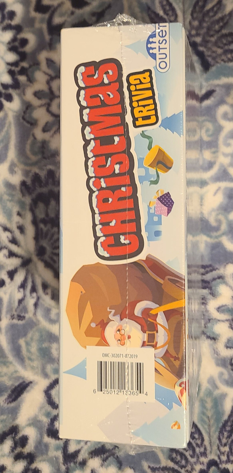 Christmas Trivia Game by Outset 2019 Family Fun for the Holidays🌲12 Years +++