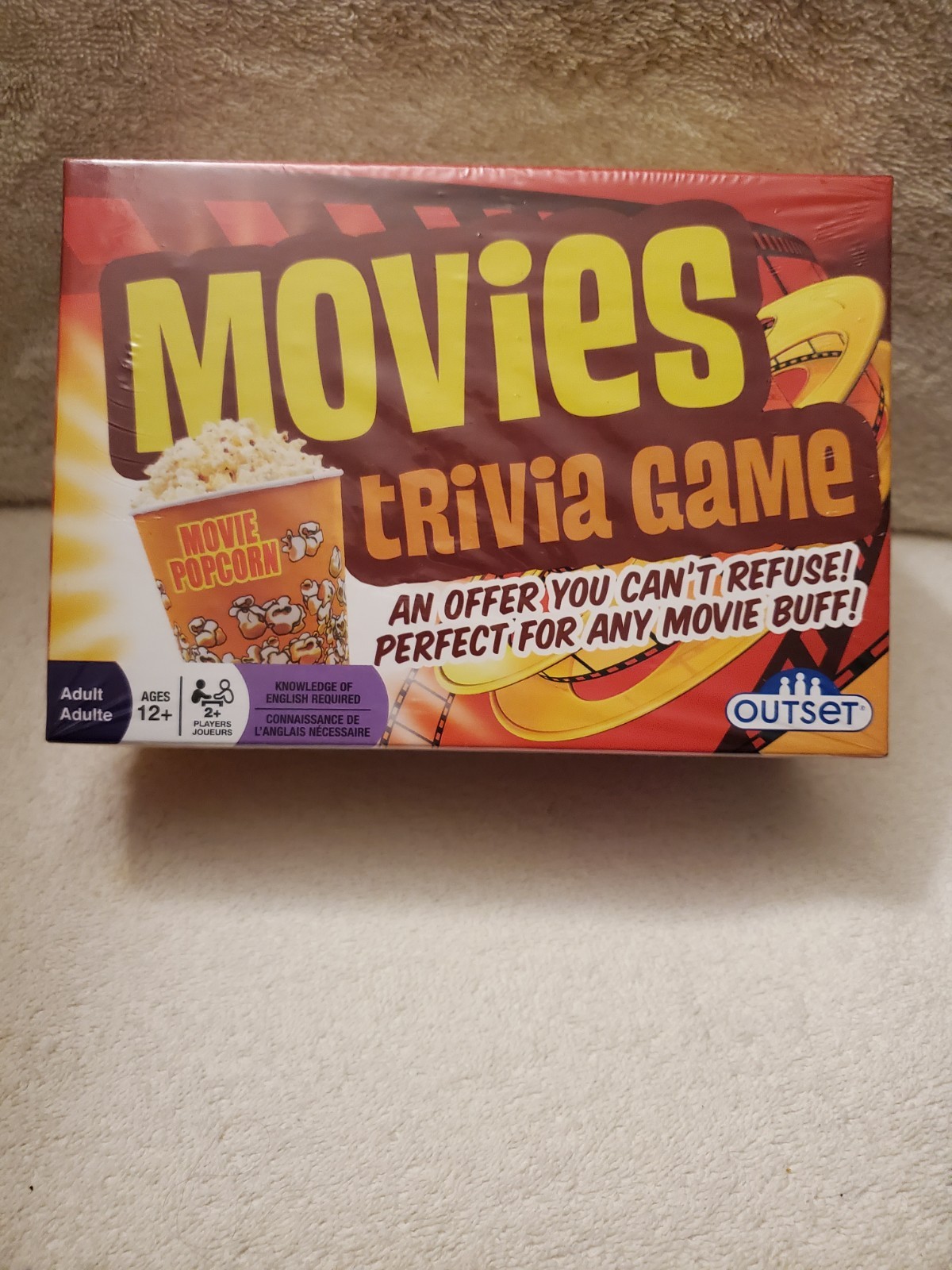 *Movies Trivia Game* Outset Perfect for Movie Buff 220 Cards Canada 2016 Sealed