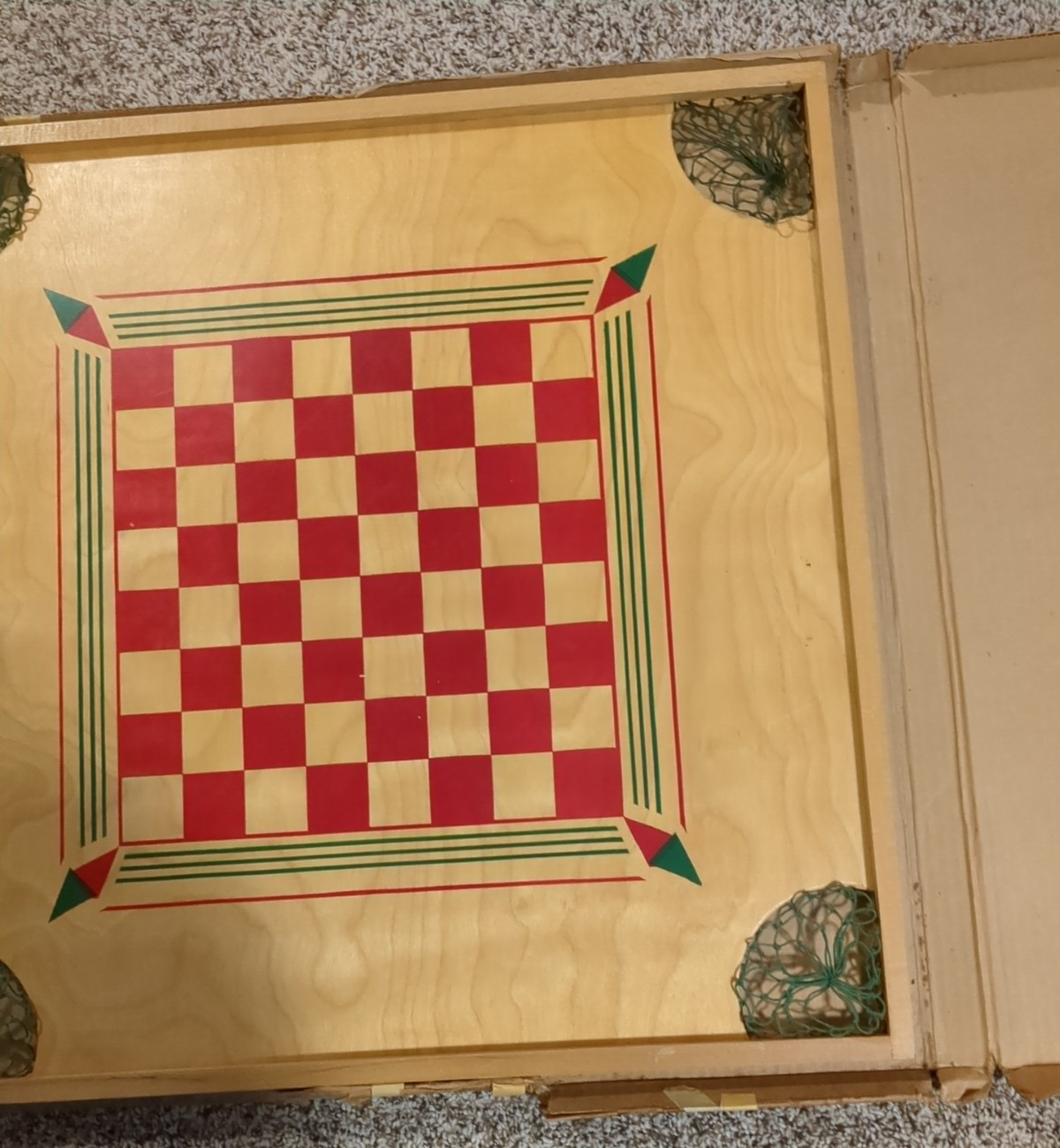 1950 No 50 Carrom Board from Carrom Industries w partial Set of Checkers & Rings