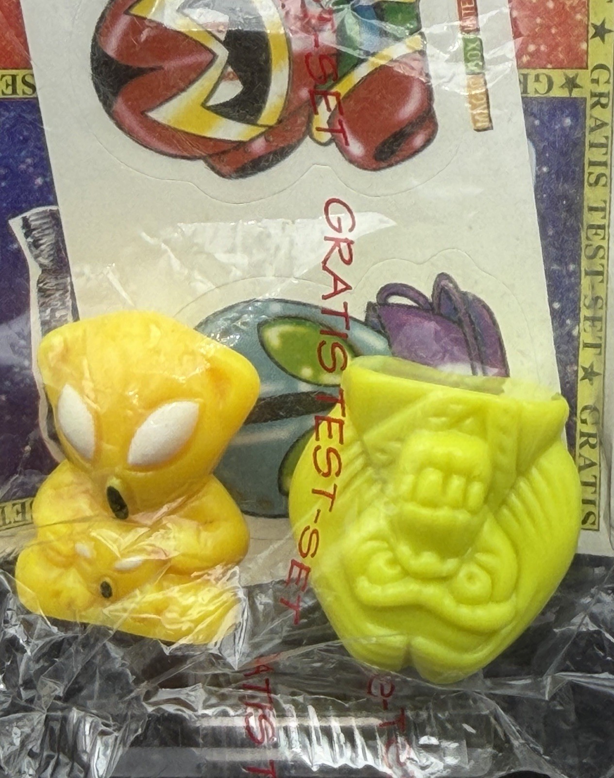 Crazy Bones Aliens European Sample Packs Lot Of 5 Painted and Unpainted
