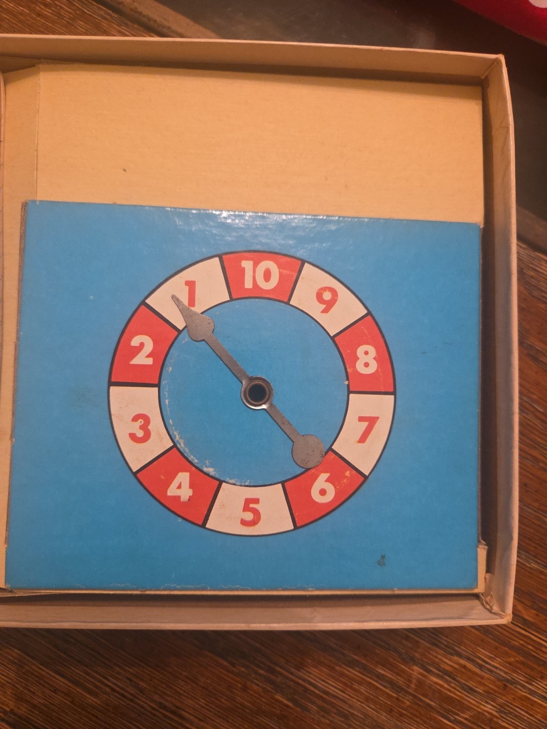 Vintage 1970 MB Milton Bradley Password 15th Edition no. 4260