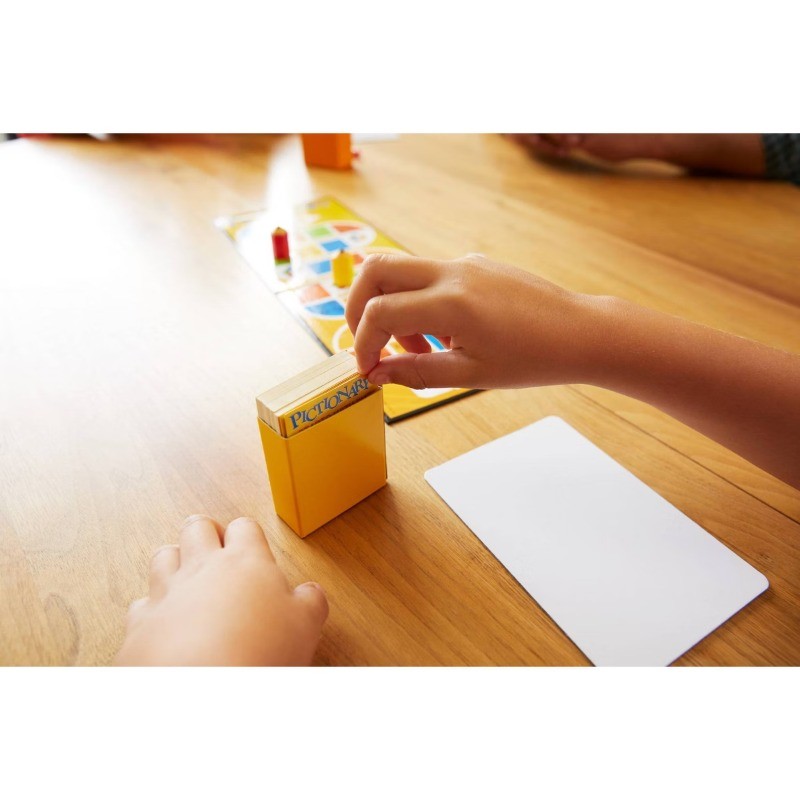 Pictionary Board Game