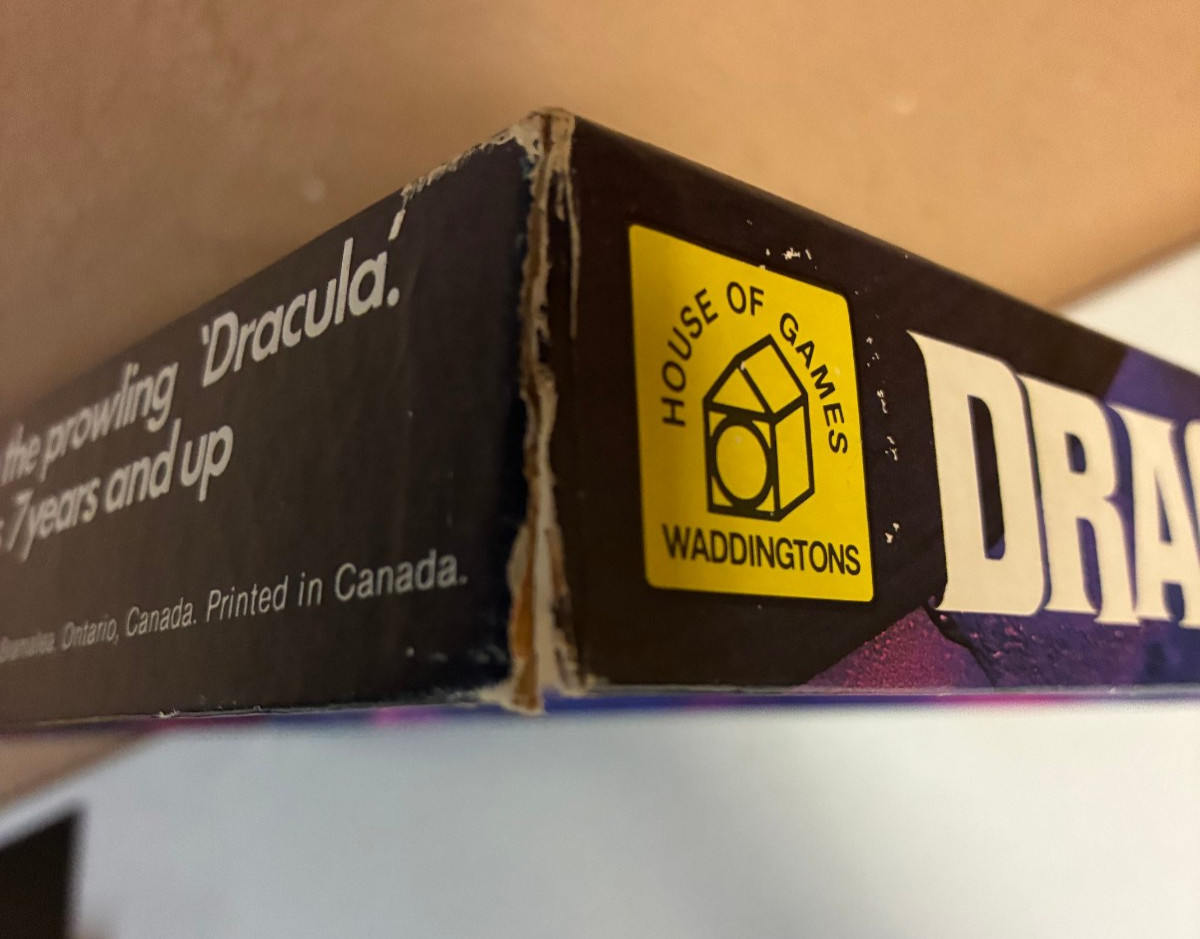 1978 Waddingtons House of Games Dracula Board Game w/ Mask Complete