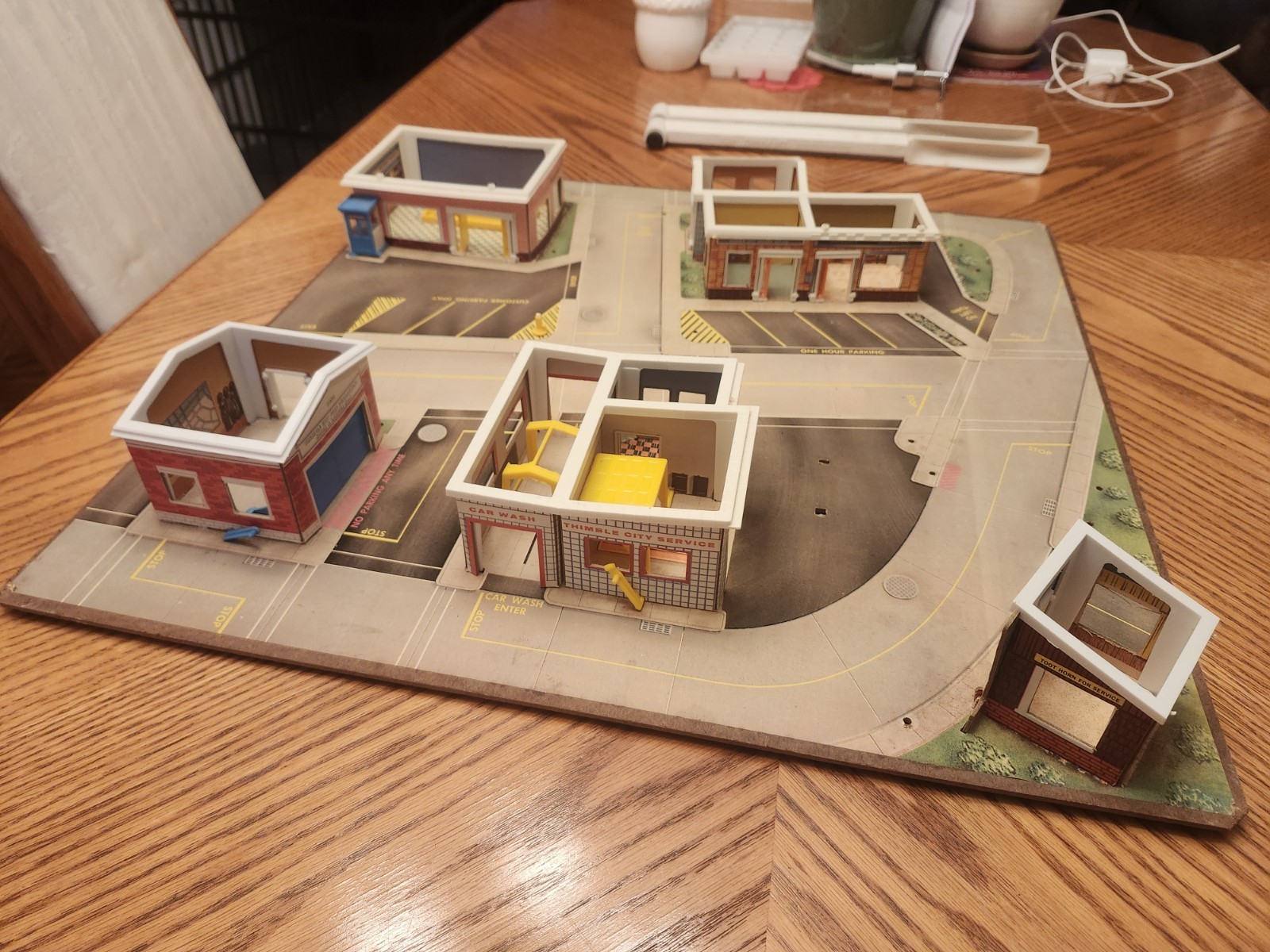 Vintage 1965 Remco Thimble City 670 Magnetic Board Game