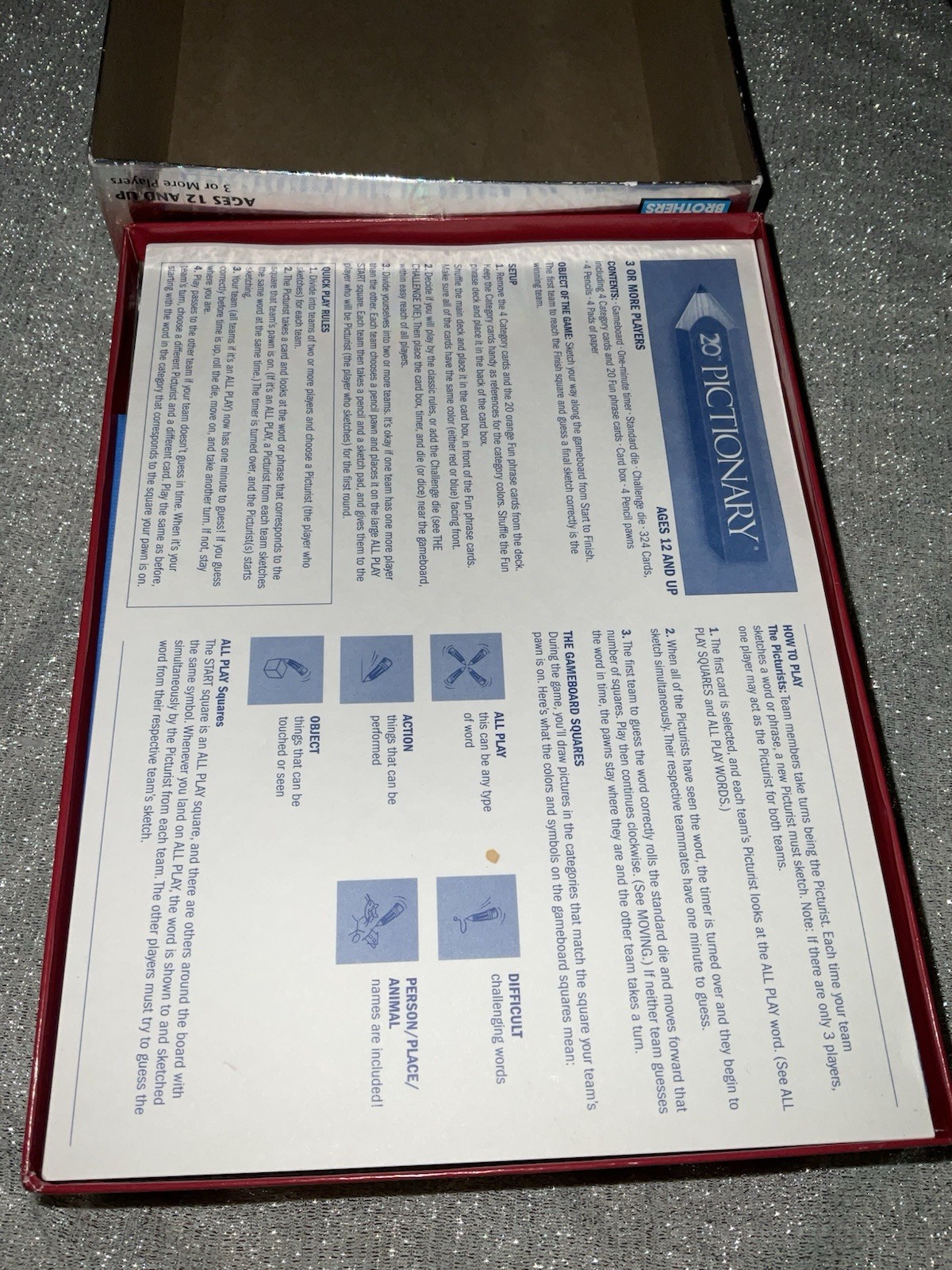 Pictionary The Game of Quick Draw 20th Anniversary Edition Parker Brother Hasbro