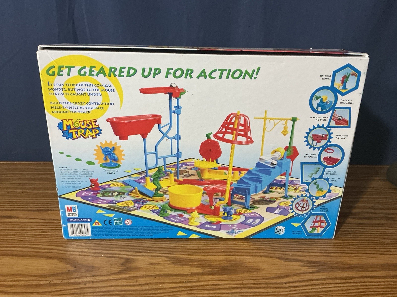 VINTAGE Mouse Trap COMPLETE Milton Bradley 2005 Classic Board Game Kids Family
