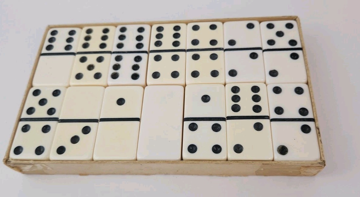 Puremco Tournament Marblelike Dominoes #1632 Large Face Extra Thick Made in USA