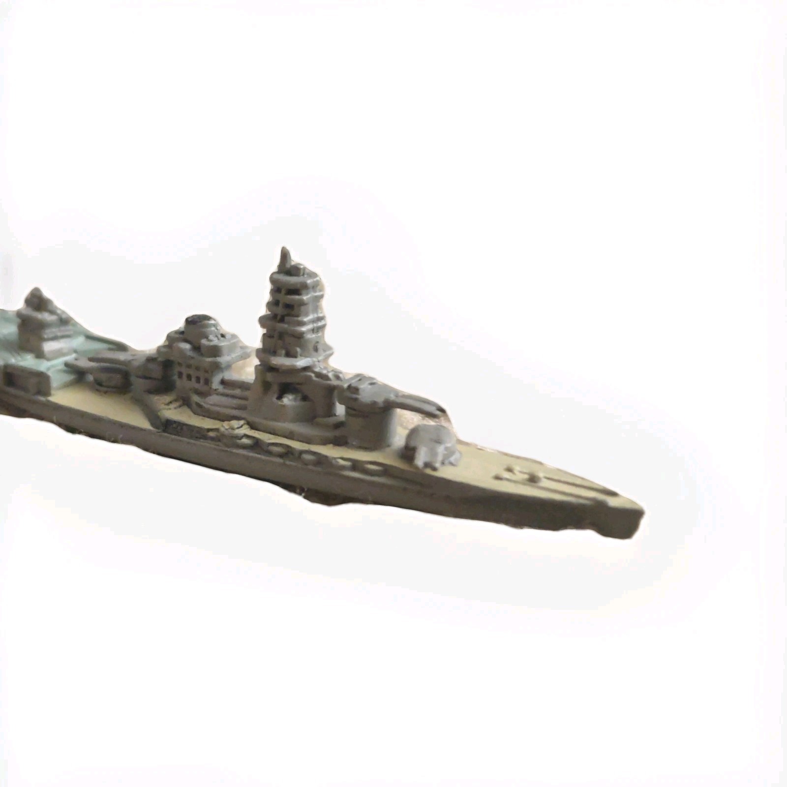 Axis & Allies WWII IJN Battleship Ise War at Sea 1:1800 Scale 32/39 – No Card