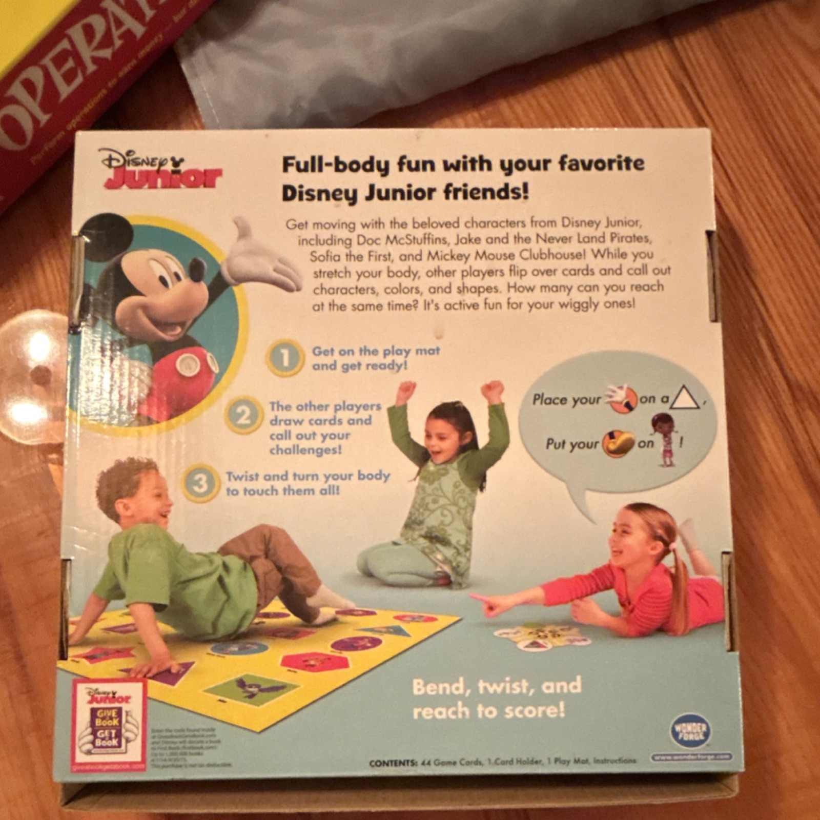 Wonder Forge Super Stretchy Game Giant Play Mat Ages 3+ 2-4 Players
