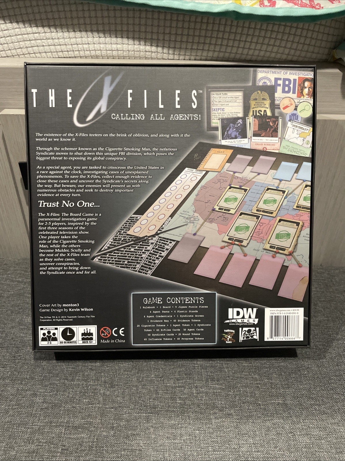 IDW Boardgame X-Files PLUS EXPANSION 2014 MINT