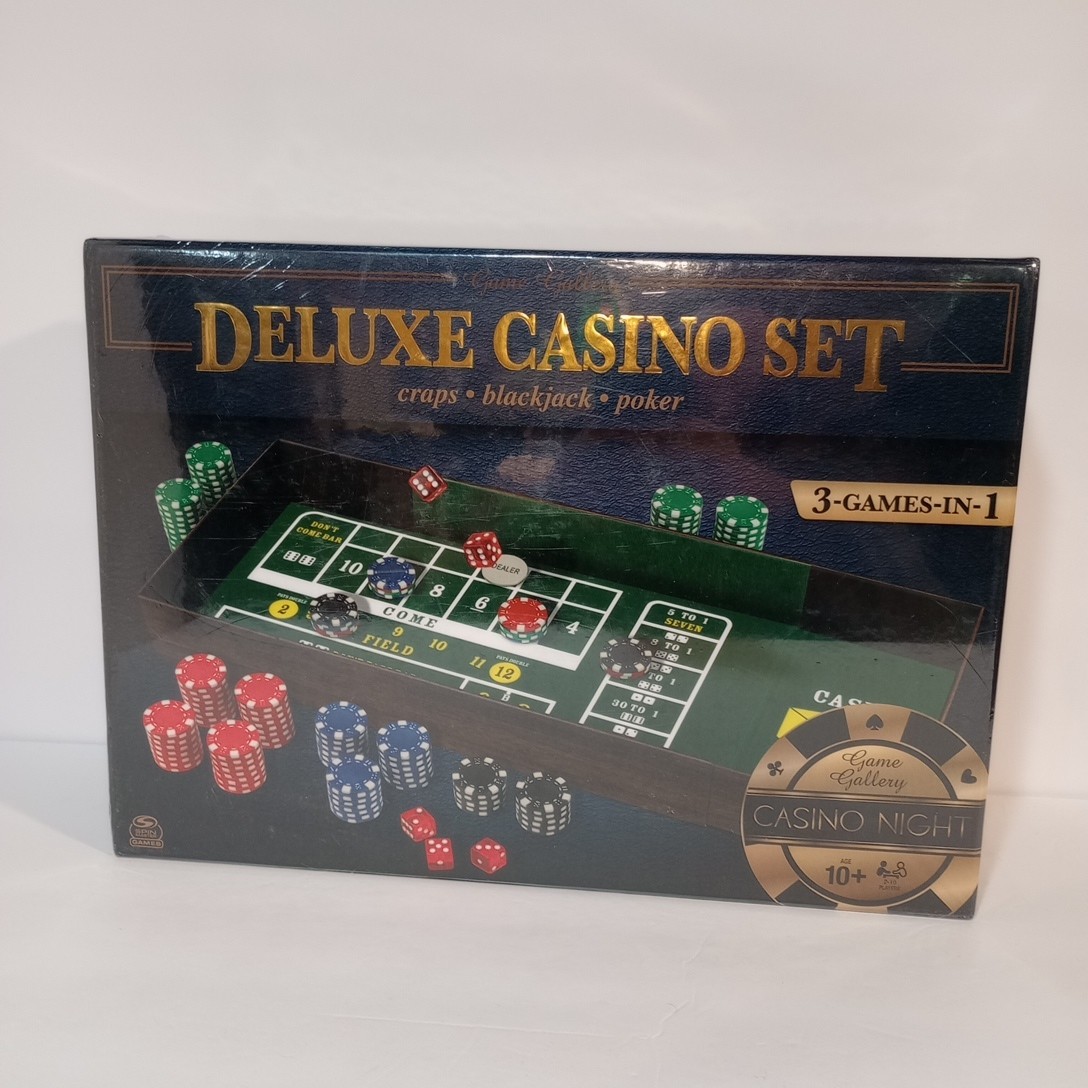 Game Gallery Deluxe Casino Set 3 Games In 1 Craps Blackjack Poker New Sealed