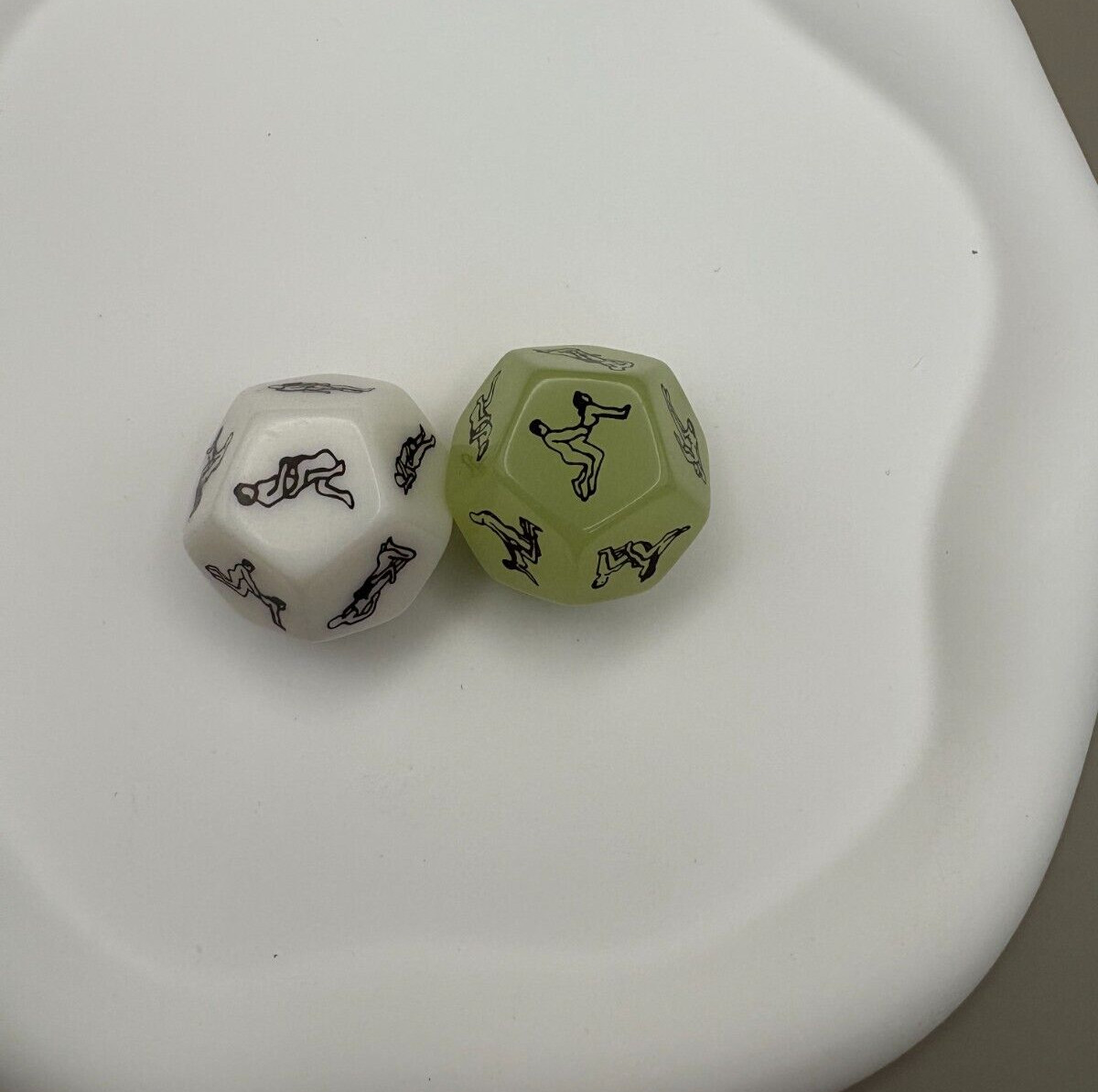 2Pcs 12 Side Foreplay Dice Sex Position Couple Lover Adult Novelty Gift