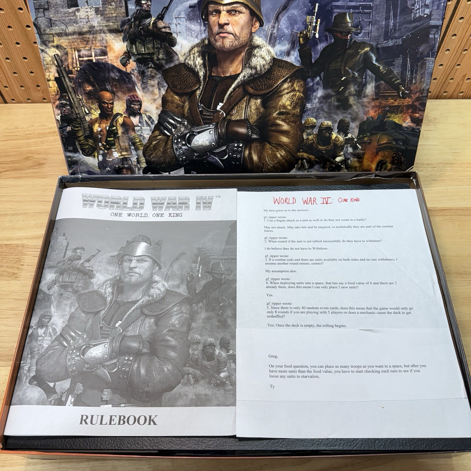 Ziggurat – WORLD WAR IV – One World, One King – Miniatures 2009 Hunley No Dice