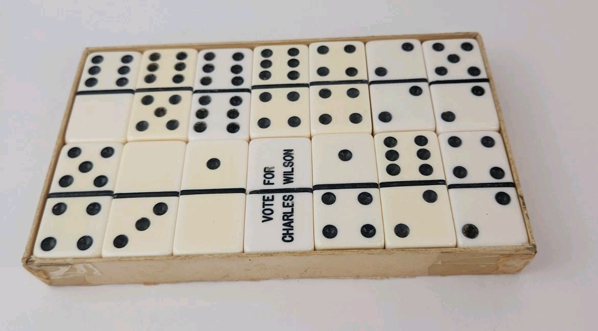 Puremco Tournament Marblelike Dominoes #1632 Large Face Extra Thick Made in USA