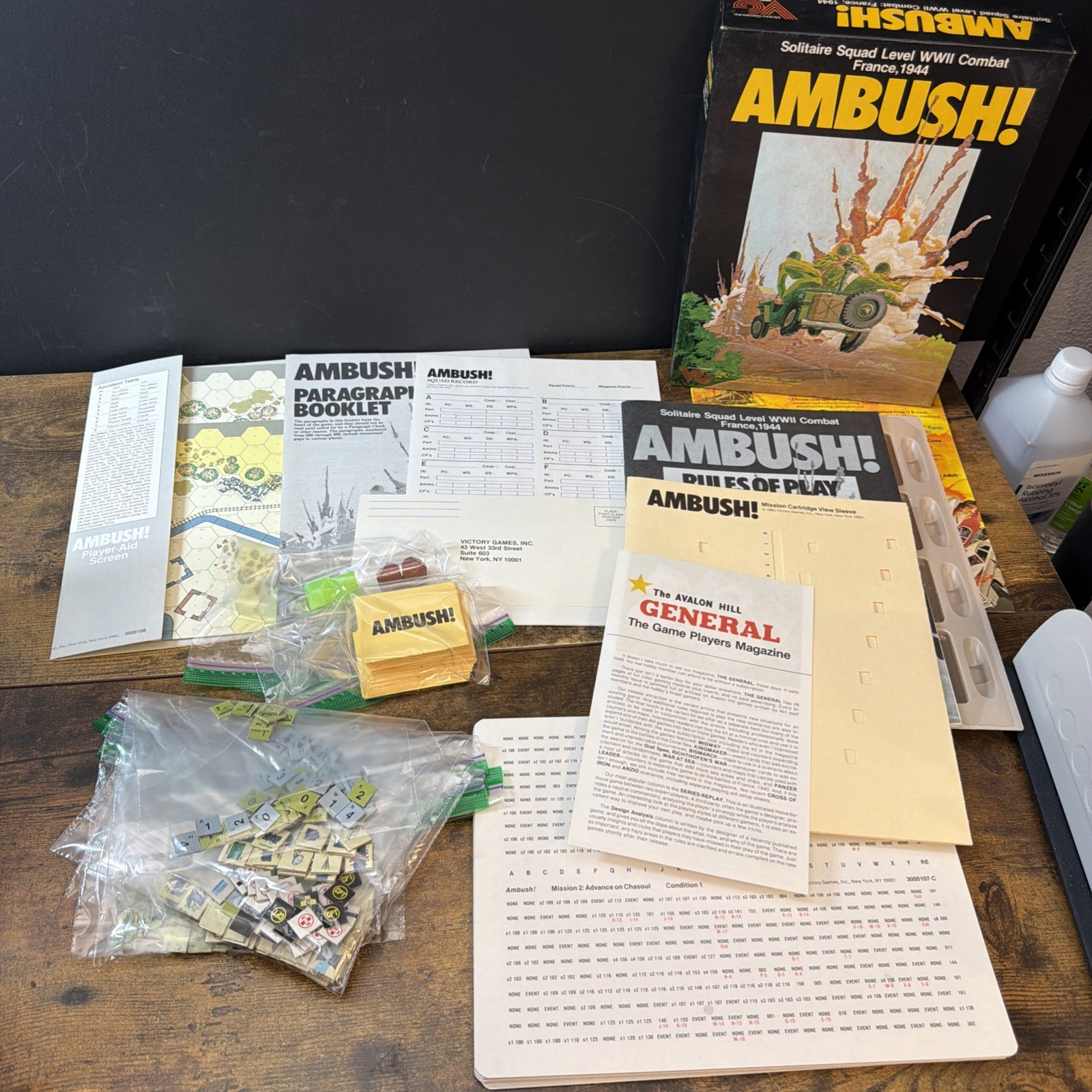 Victory Games Ambush! Solitaire WWII France 1944 War Board Game Complete CIB