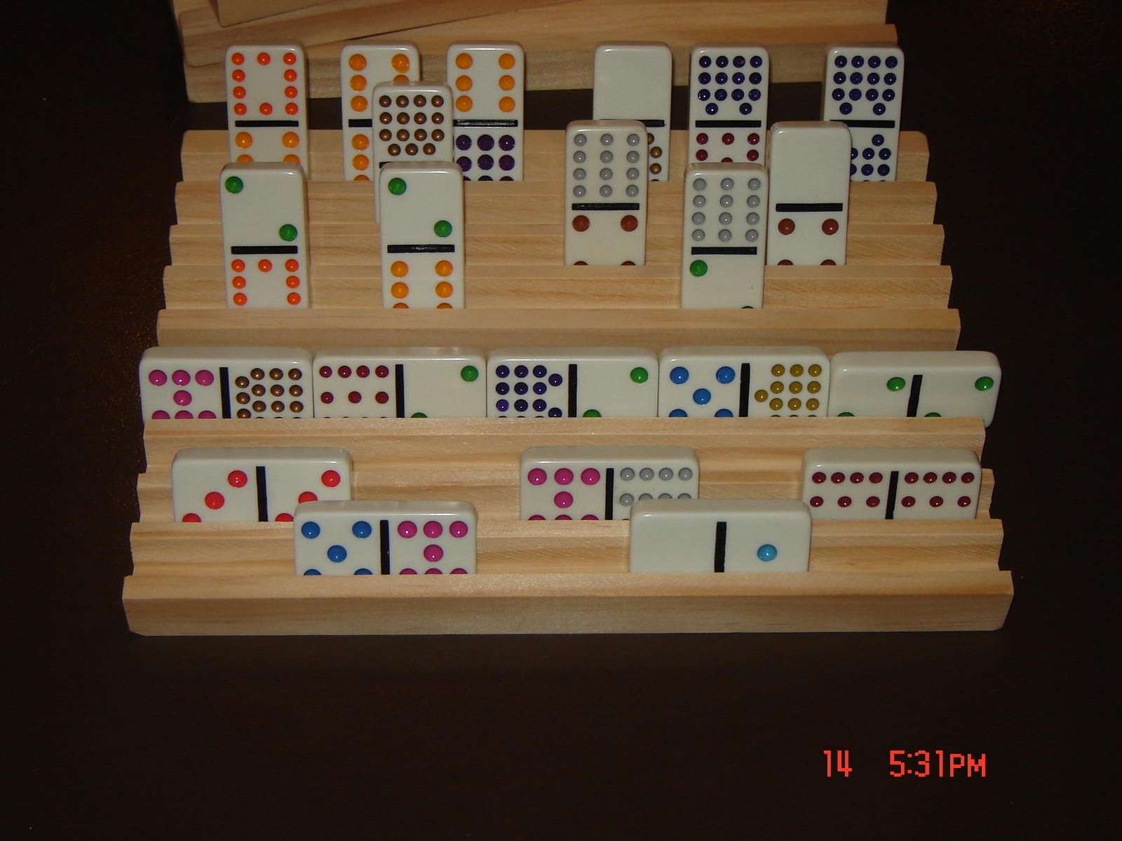 8 HANDMADE WOODEN DOMINO HOLDERS MEXICAN TRAIN 4 ROWS ON EACH RACK NEW