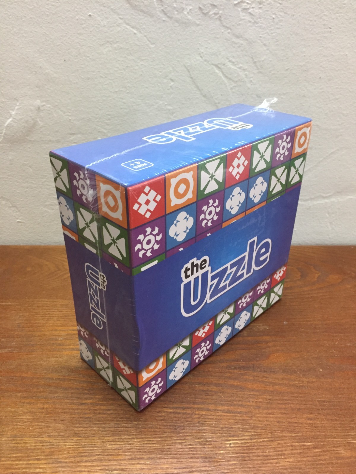 The Uzzle Game (2023) Block Puzzle Family Board Game – New – Sealed