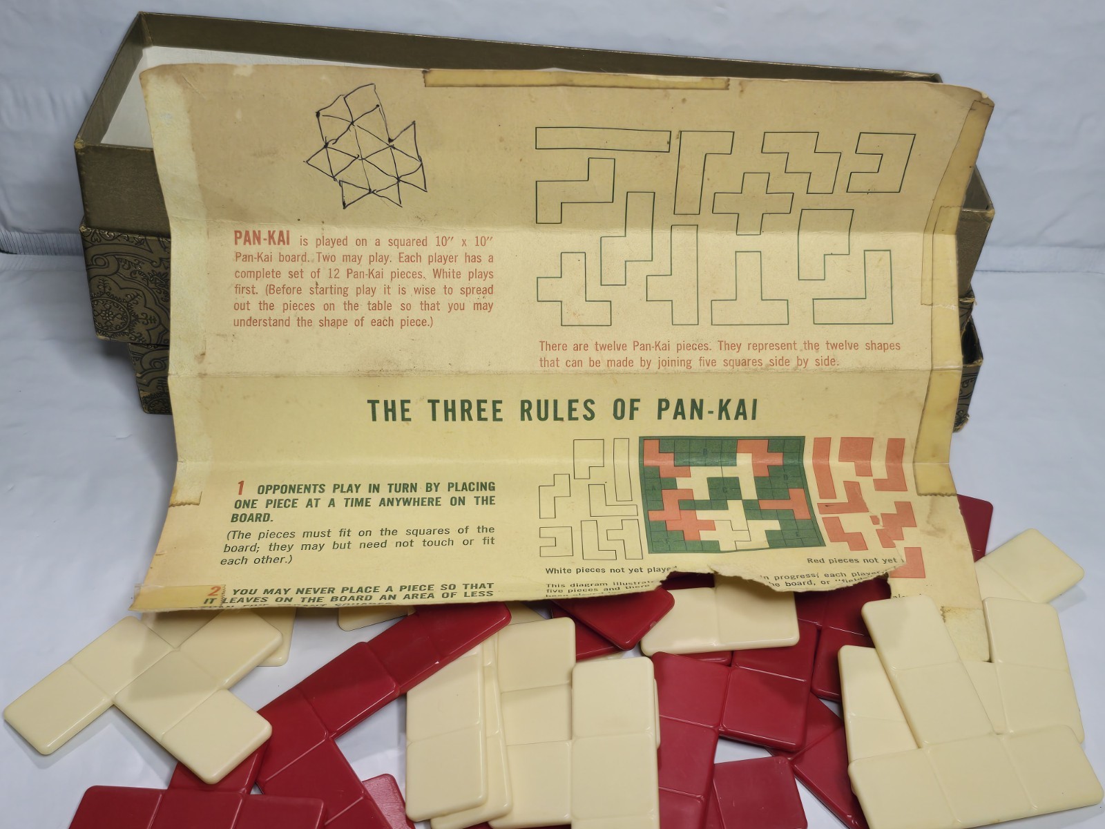 Phillips Strategy Games Pan-Kai 1961 vintage board game ages 10 to adult