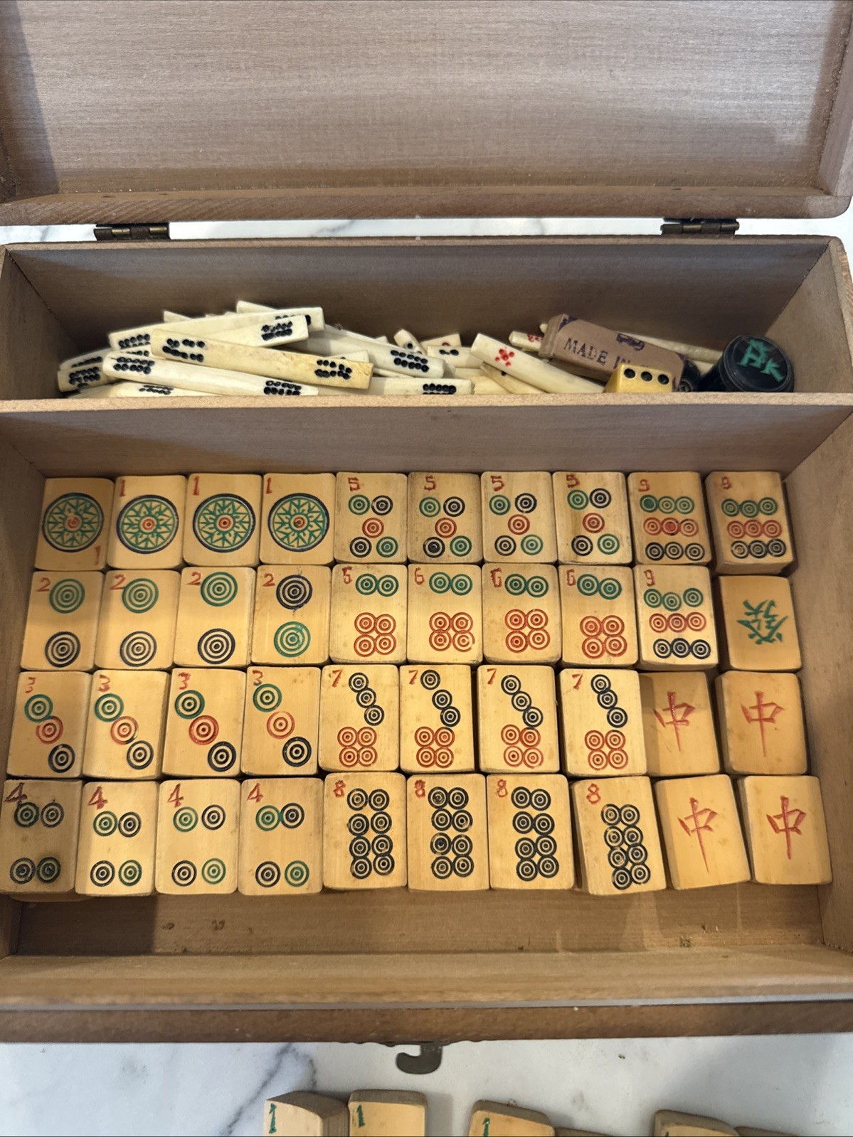 Vintage Chinese Mahjong Set Dragon Carved Wood Box Bamboo 147 Tiles Sticks Dice