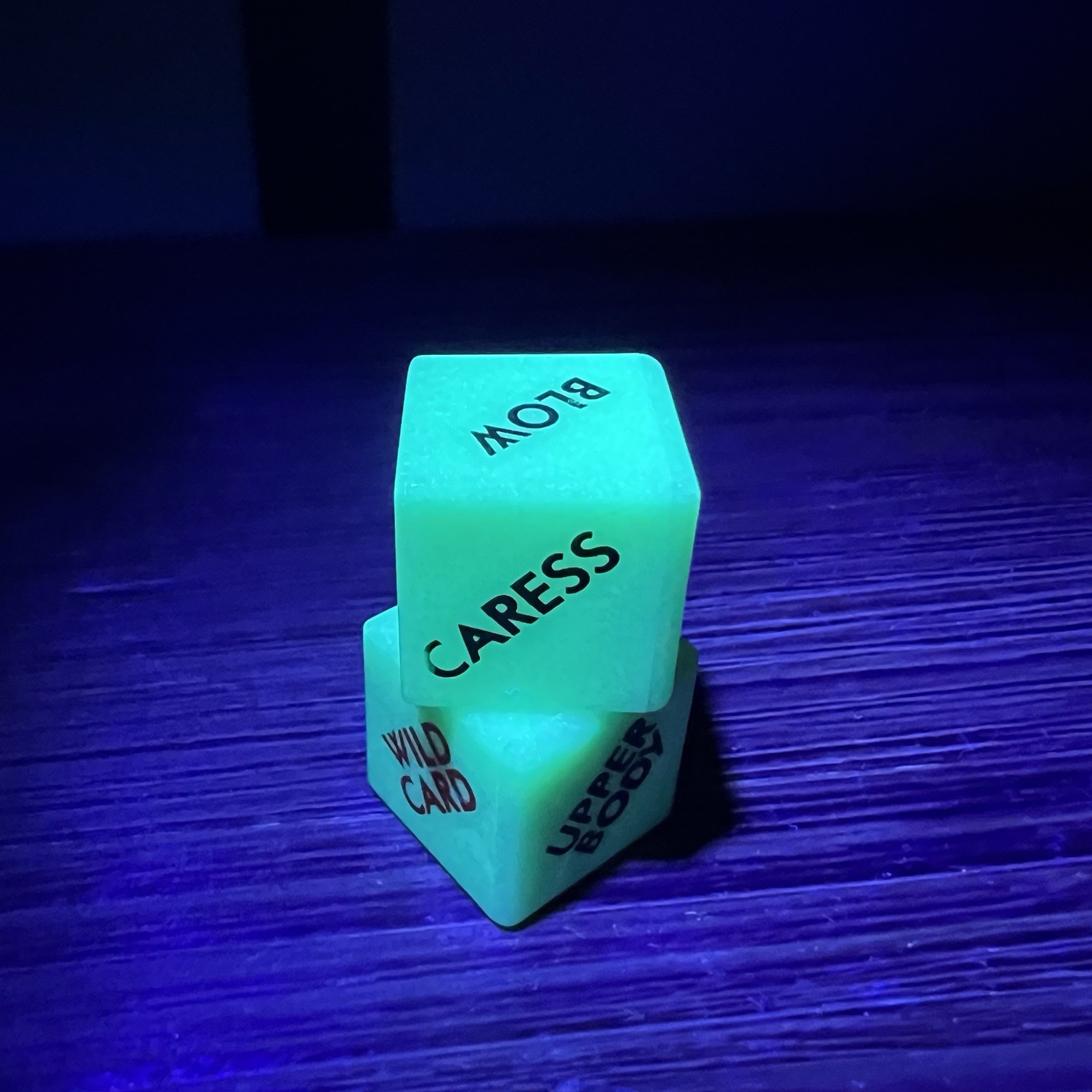 VTG Glow in the Dark Sex Dice Adult Game Kama Sutra Couples Bachelorette Gift