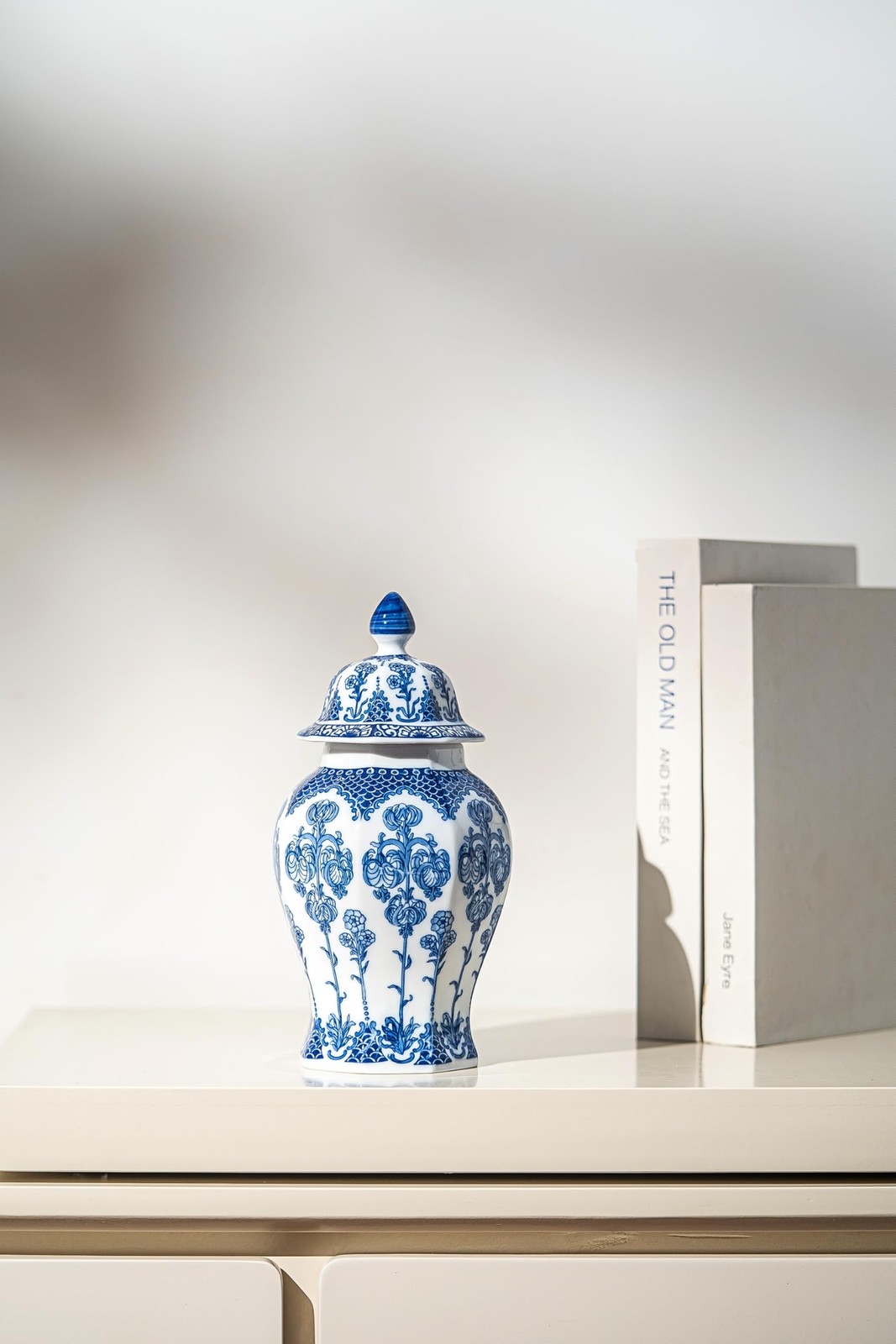 Blue and White Ginger Jar, Ceramic Chinoiserie Decorative Jars for 10″H,