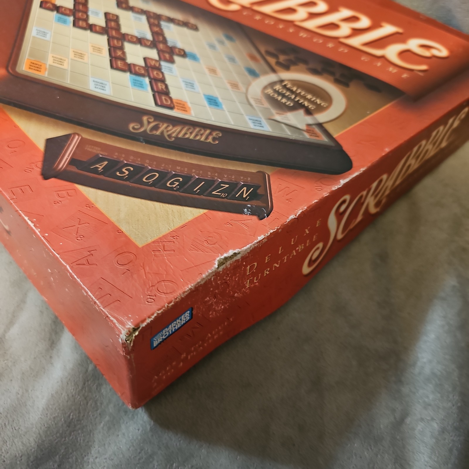 Turntable Deluxe Scrabble Crossword Game Hasbro 2001 Edition – 100% Complete