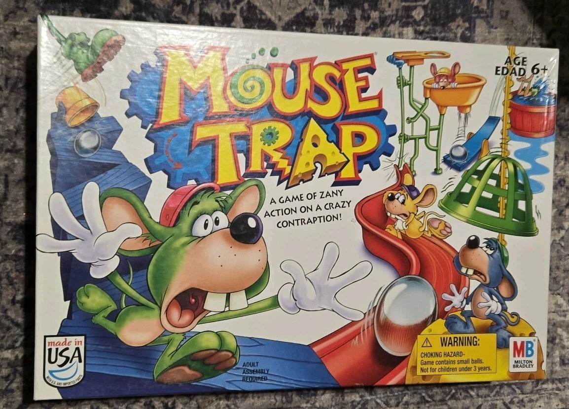 Hasbro Mouse Trap Board Game Milton Bradley 2005 Version EUC Barely Used