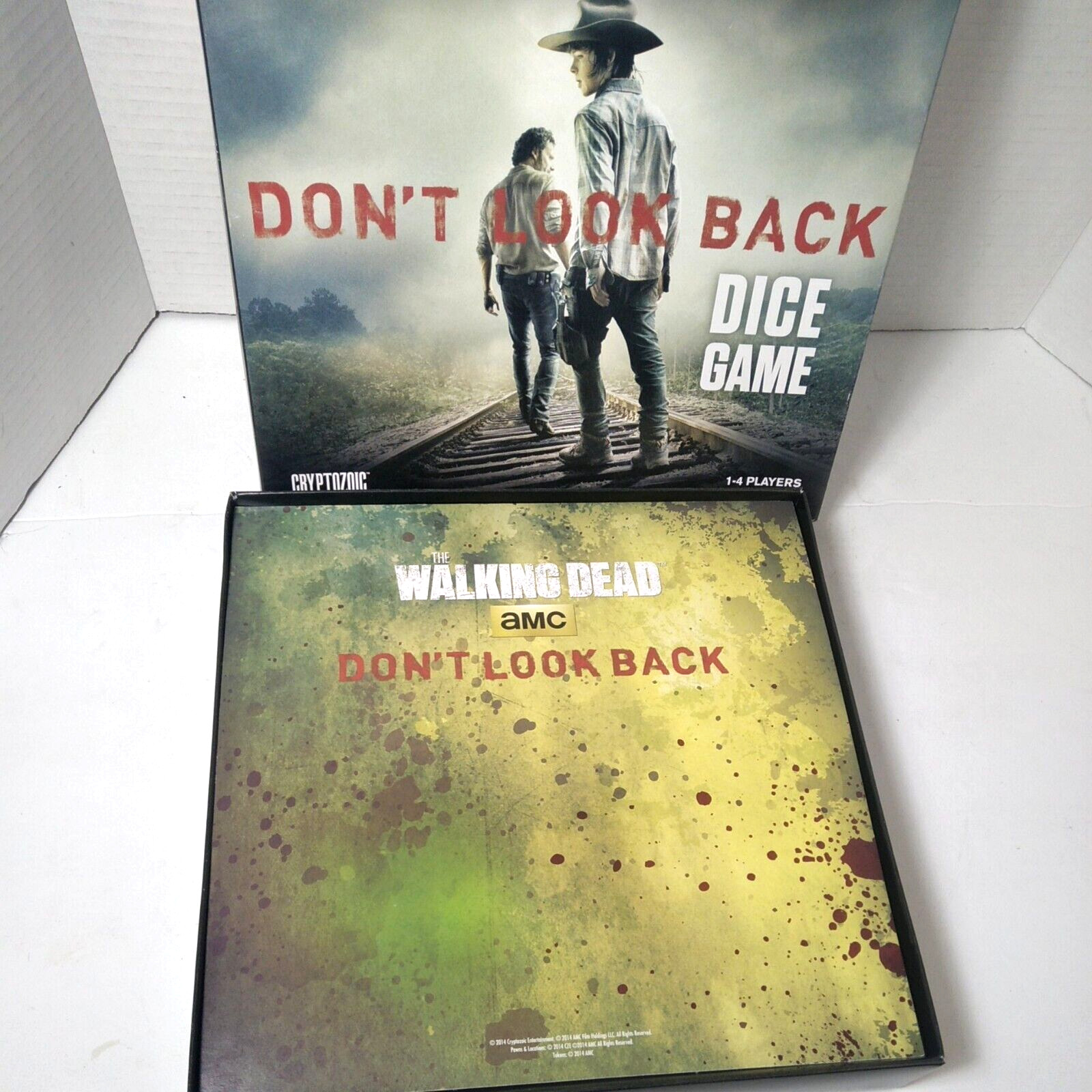 AMC The Walking Dead Don’t Look Back Dice Board Game 2014 Cryptozoic COMPLETE