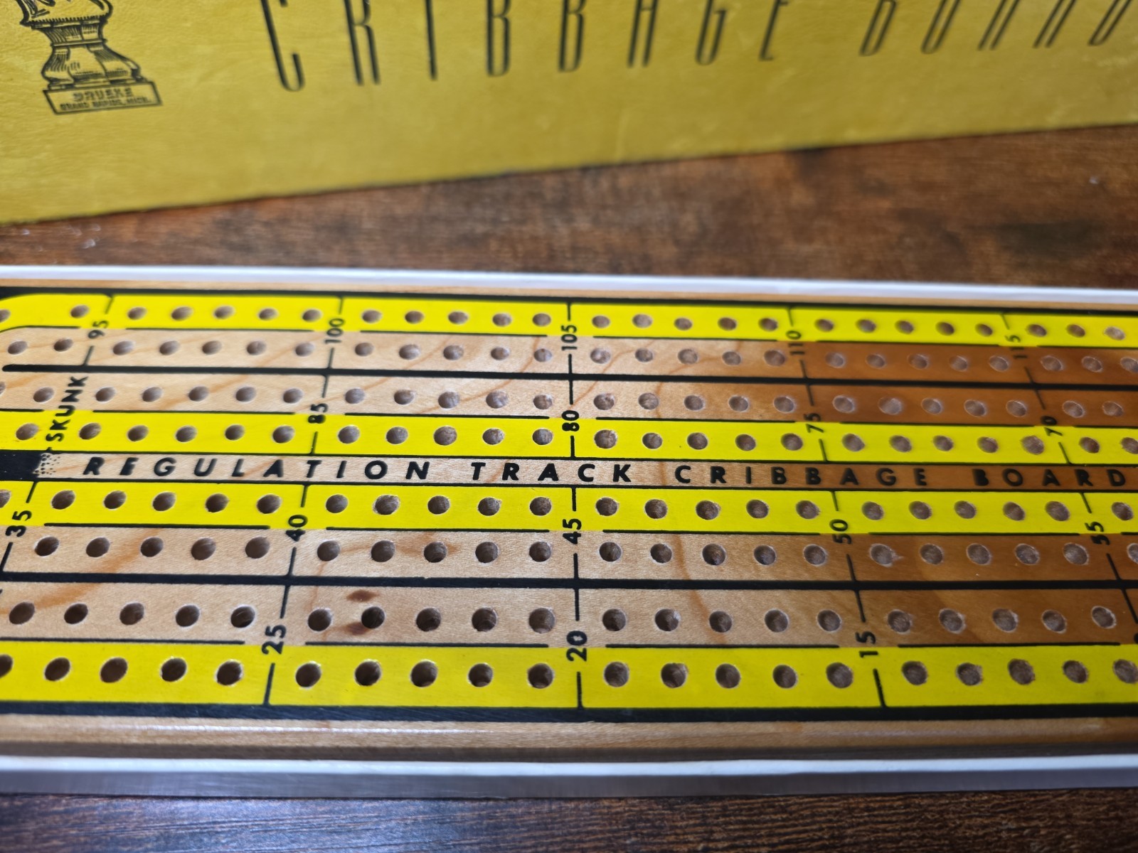 Vtg Drueke’s Cribbage Board Natural Hardwood In Box With 8 Pegs & Instructions