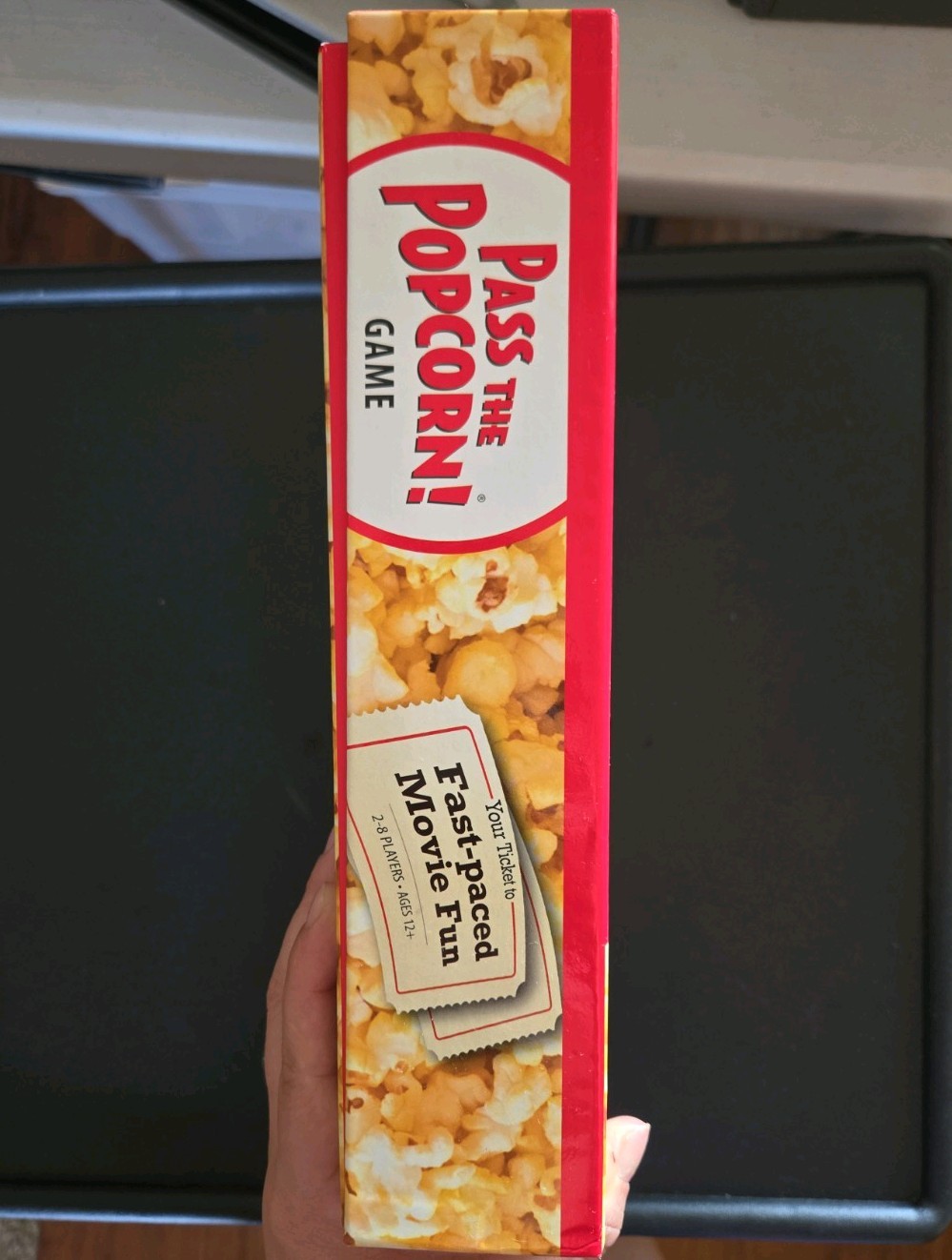 Pass The Popcorn Game Complete Movie Trivia Party Game Wiggles 3D Ages 12+