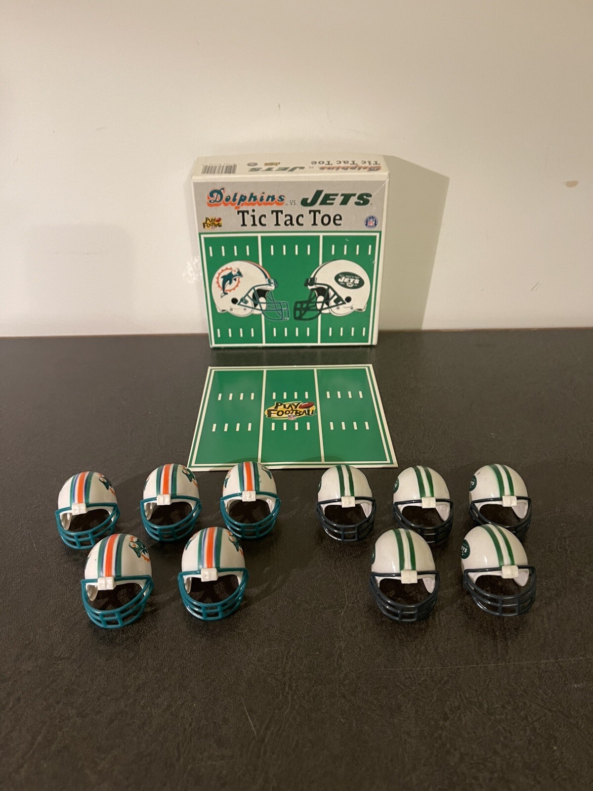 Dolphins vs Jets NFL Tic Tac Toe Game Mini Helmets Vintage Football COMPLETE