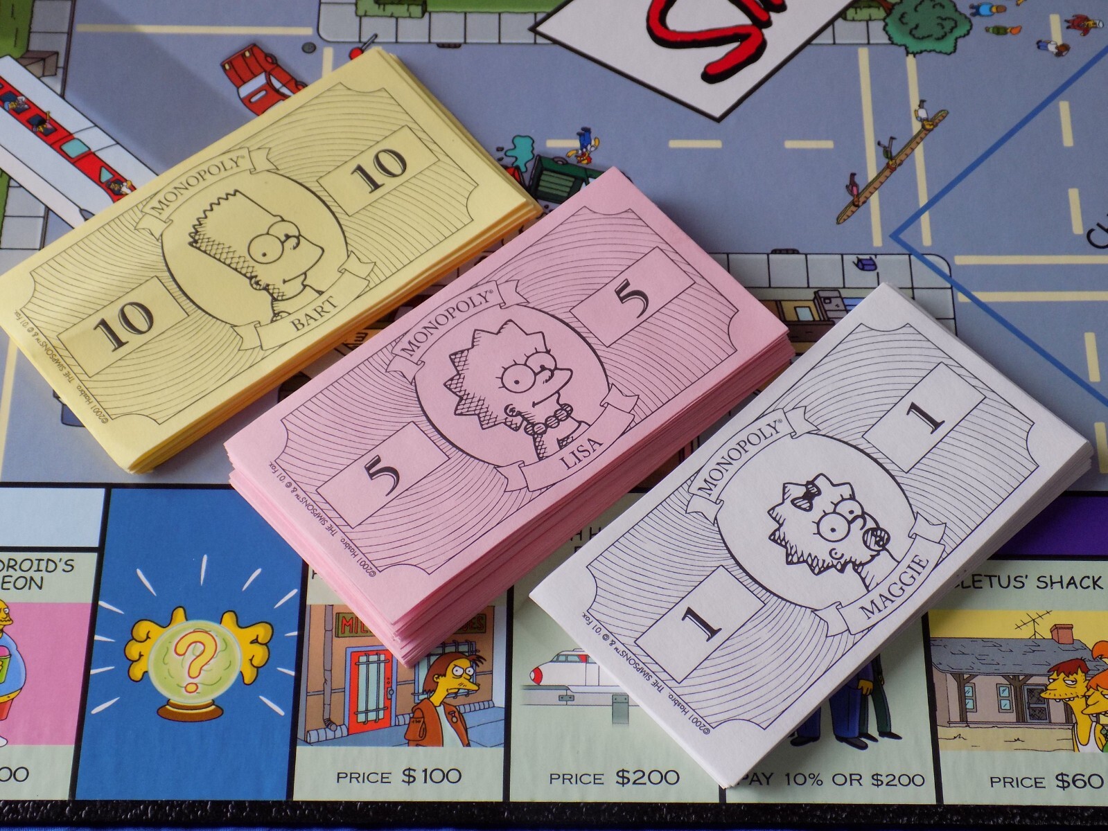 The SIMPSONS MONOPOLY Board Game For Parts or Play 2001