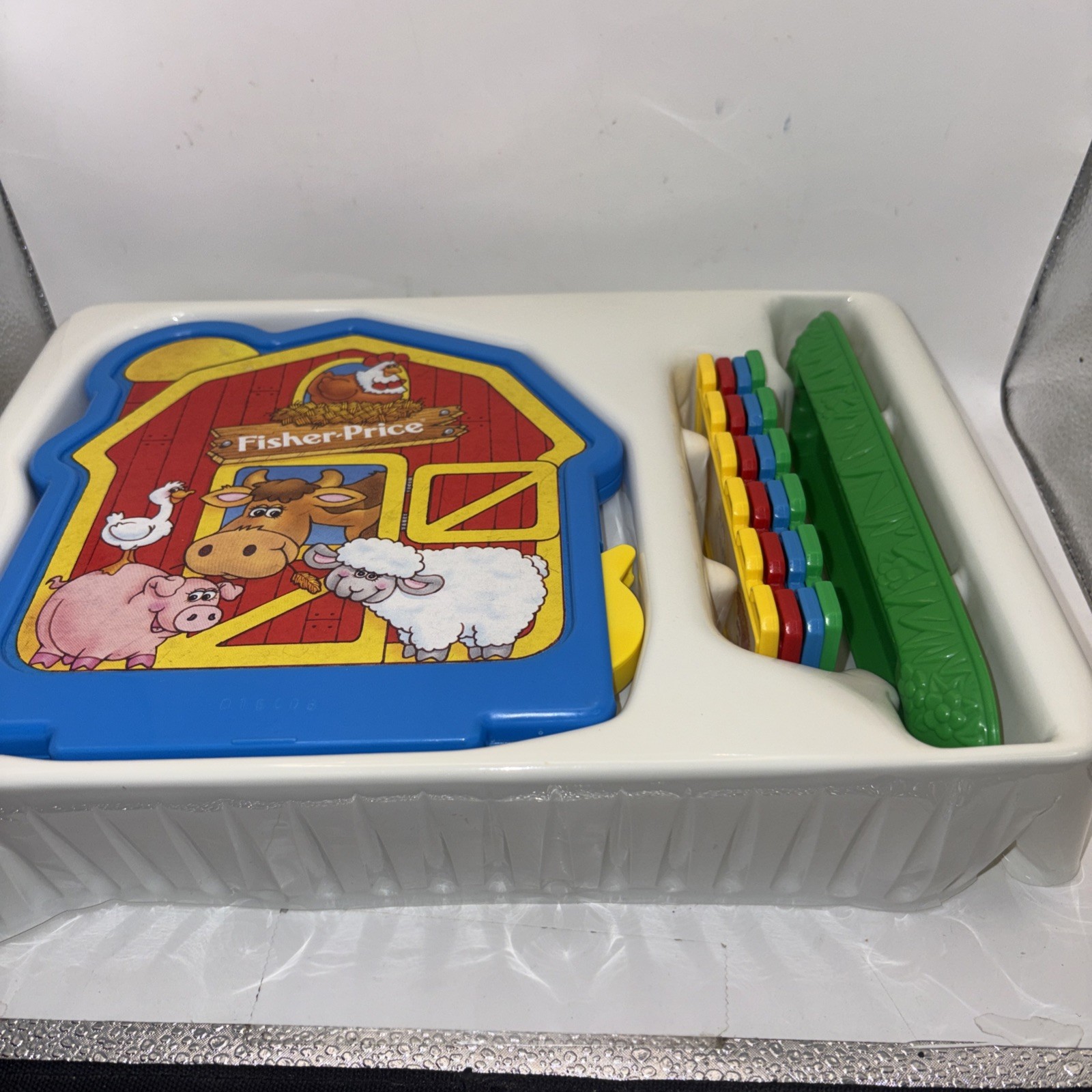 Vintage Fisher Price Barnyard Bingo Board Game 1994 Animal Matching Toy Boxed