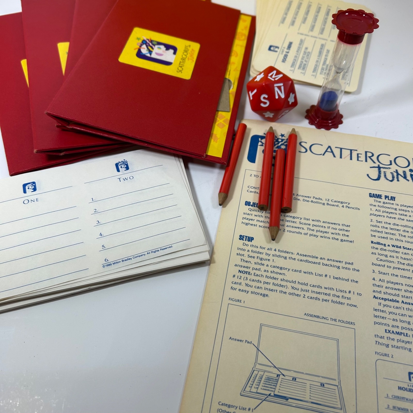 Scattergories Junior COMPLETE Milton Bradley 1989 Words Party Kids Family
