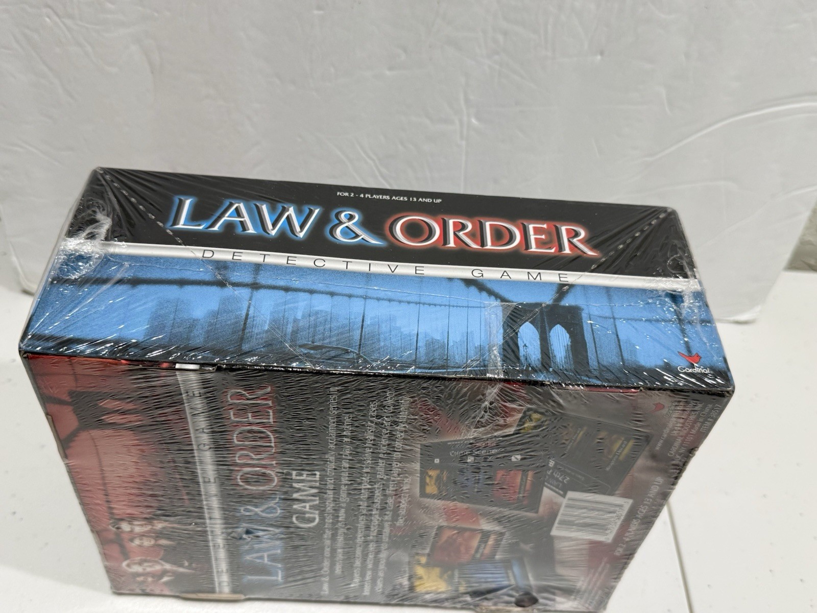 Law & Order Detective Game Cardinal Games 2-4 players ages 13+ TV Show