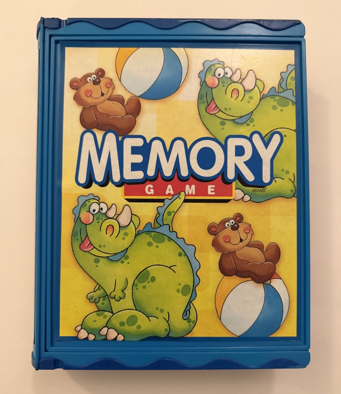 Hasbro Memory Matching Game Classic Bookshelf Edition Complete All 72 Cards!