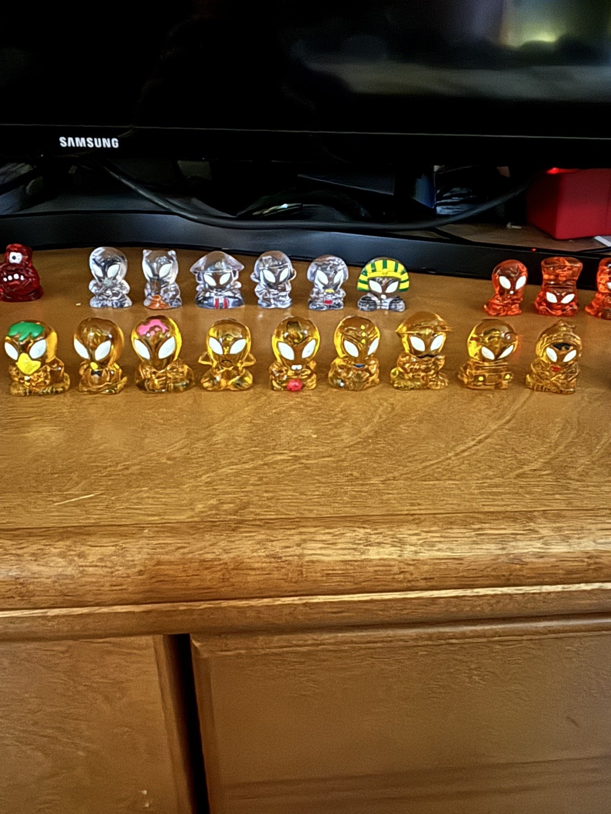 Gogo’s Crazy Bones – Aliens & Monsters Lot of 49