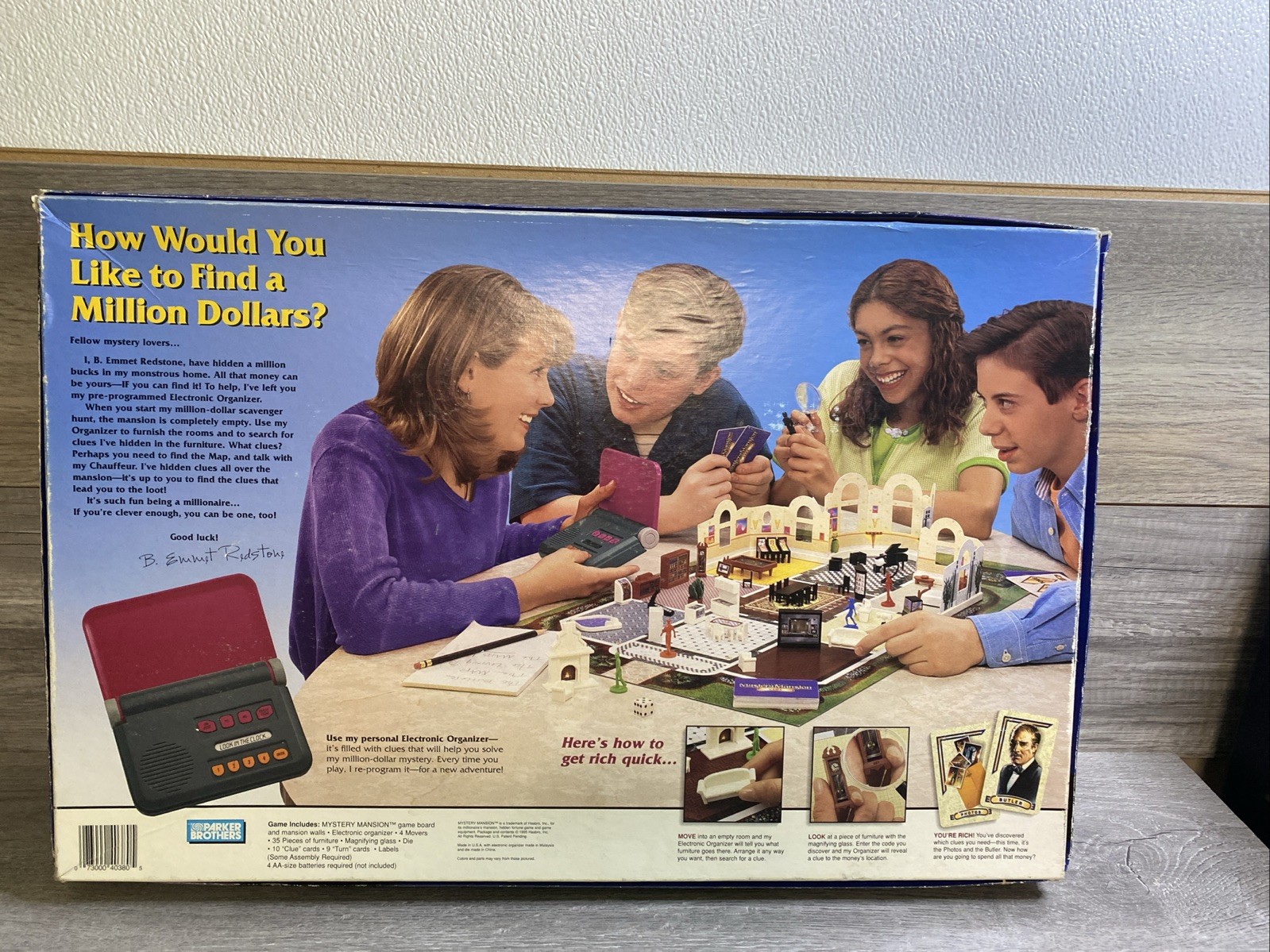 1995 Mystery Mansion Electronic Talking Game Parker Bros (Missing 2 Movers)