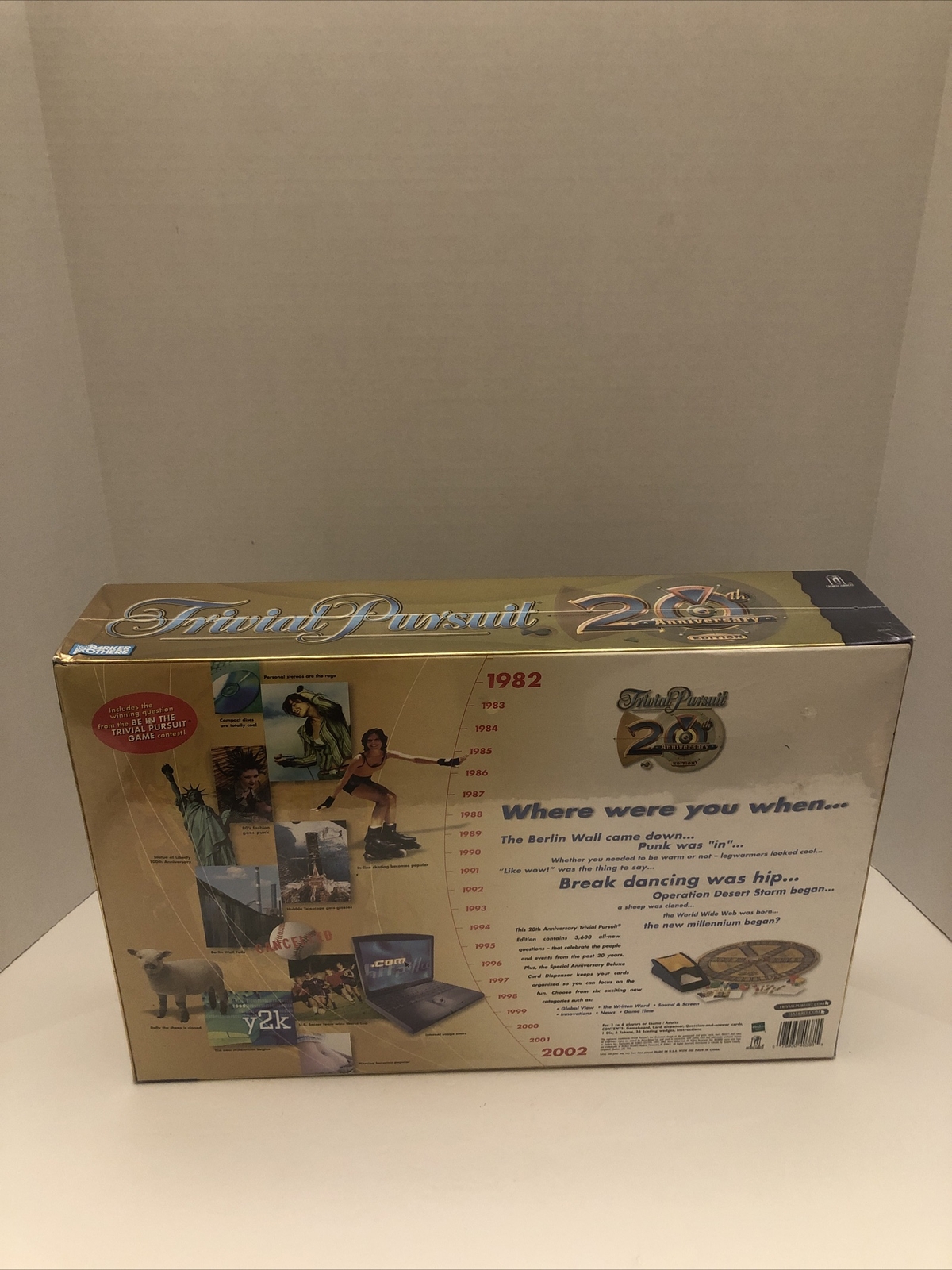 TRIVIAL PURSUIT 20TH ANNIVERSARY Edition Family Board Trivia Game~New & Sealed